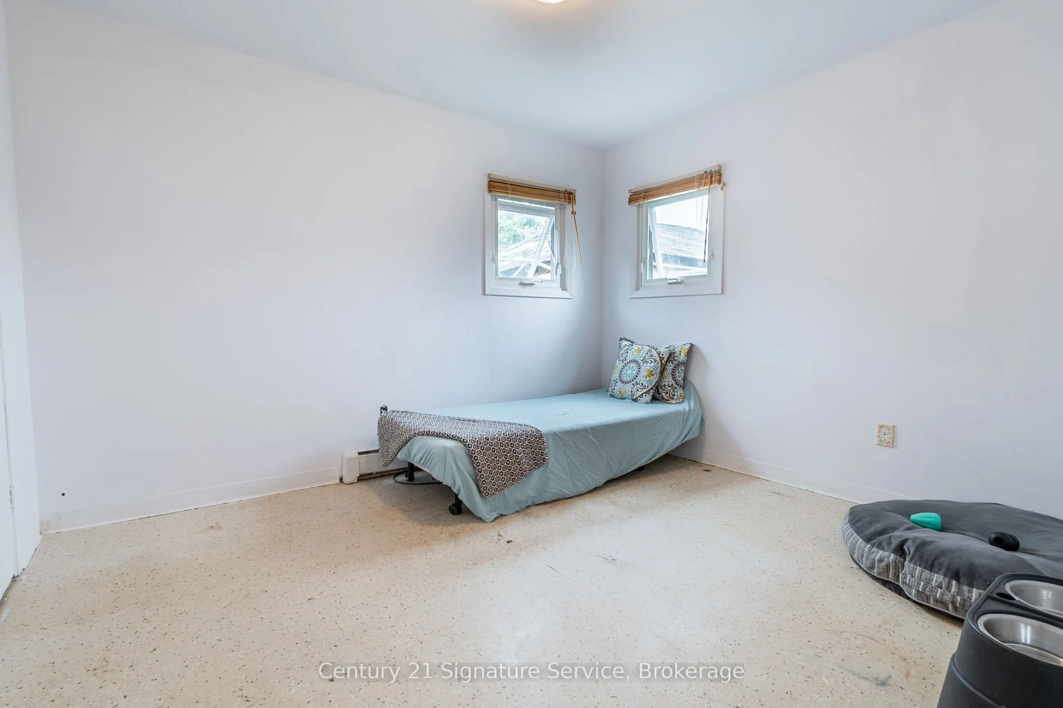 109 Santone Avenue