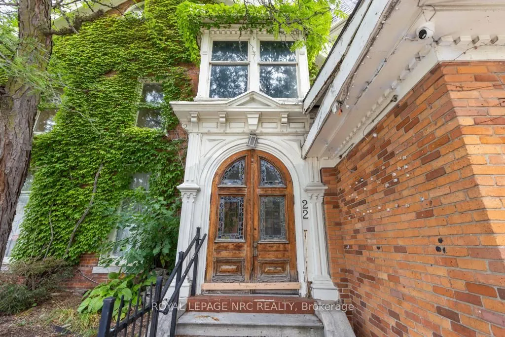 22 Academy Street