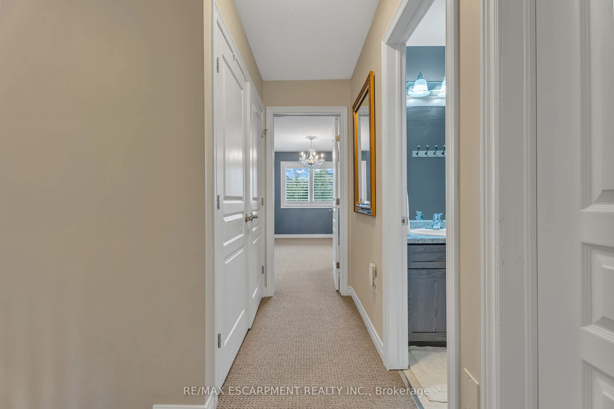 72 DODMAN Crescent