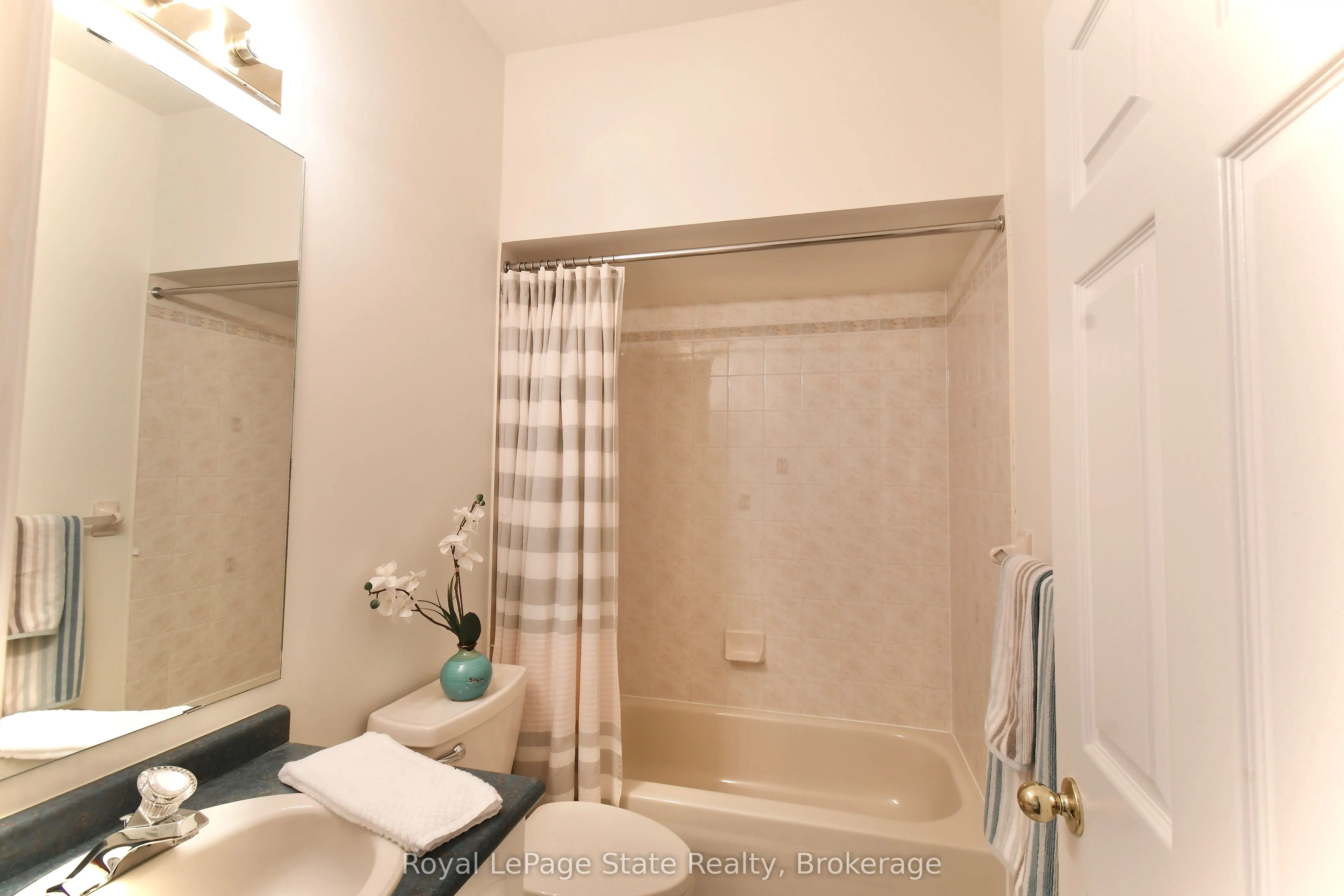 91 Twentyplace Boulevard, #5