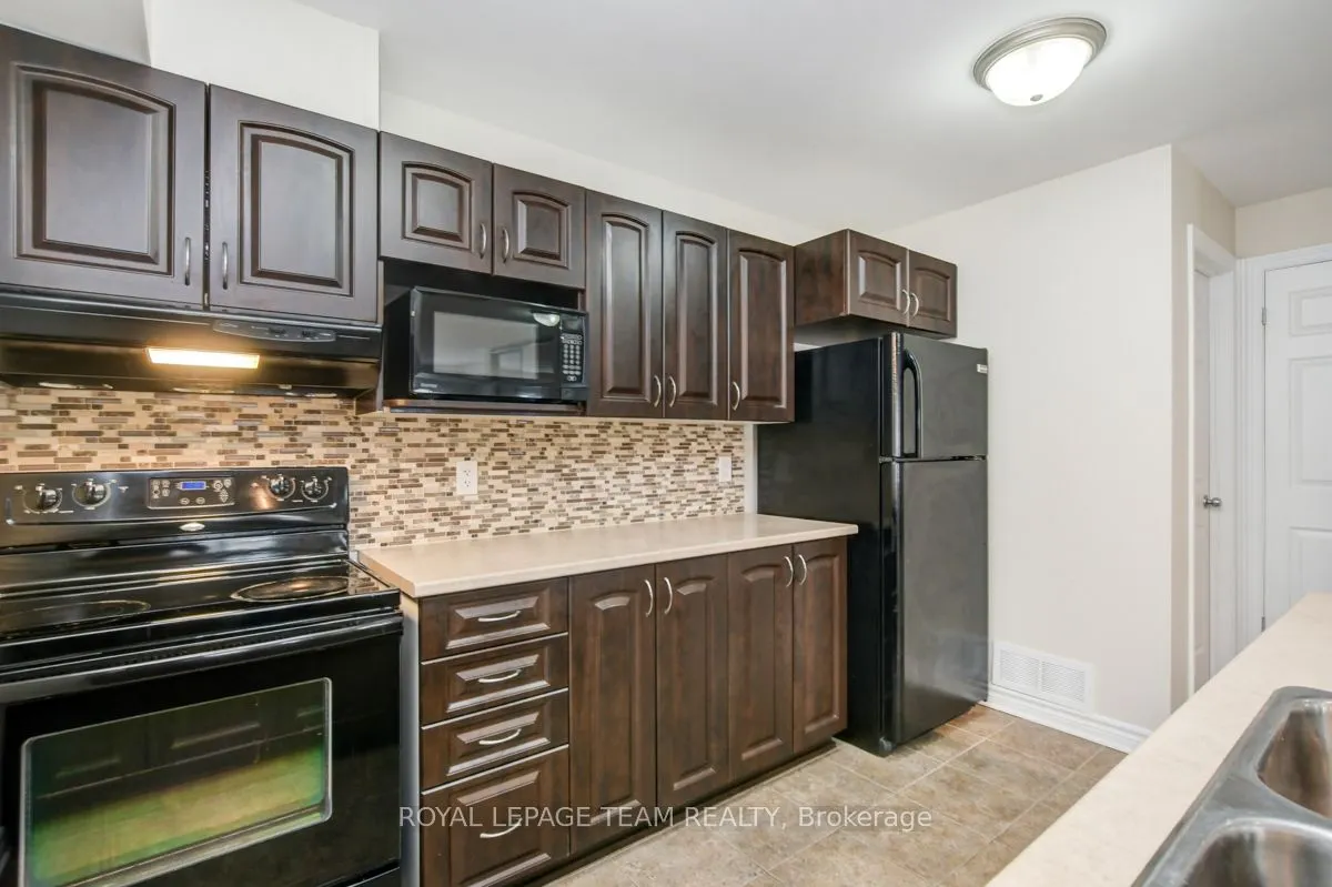 1151 LONGFIELDS Drive, #A