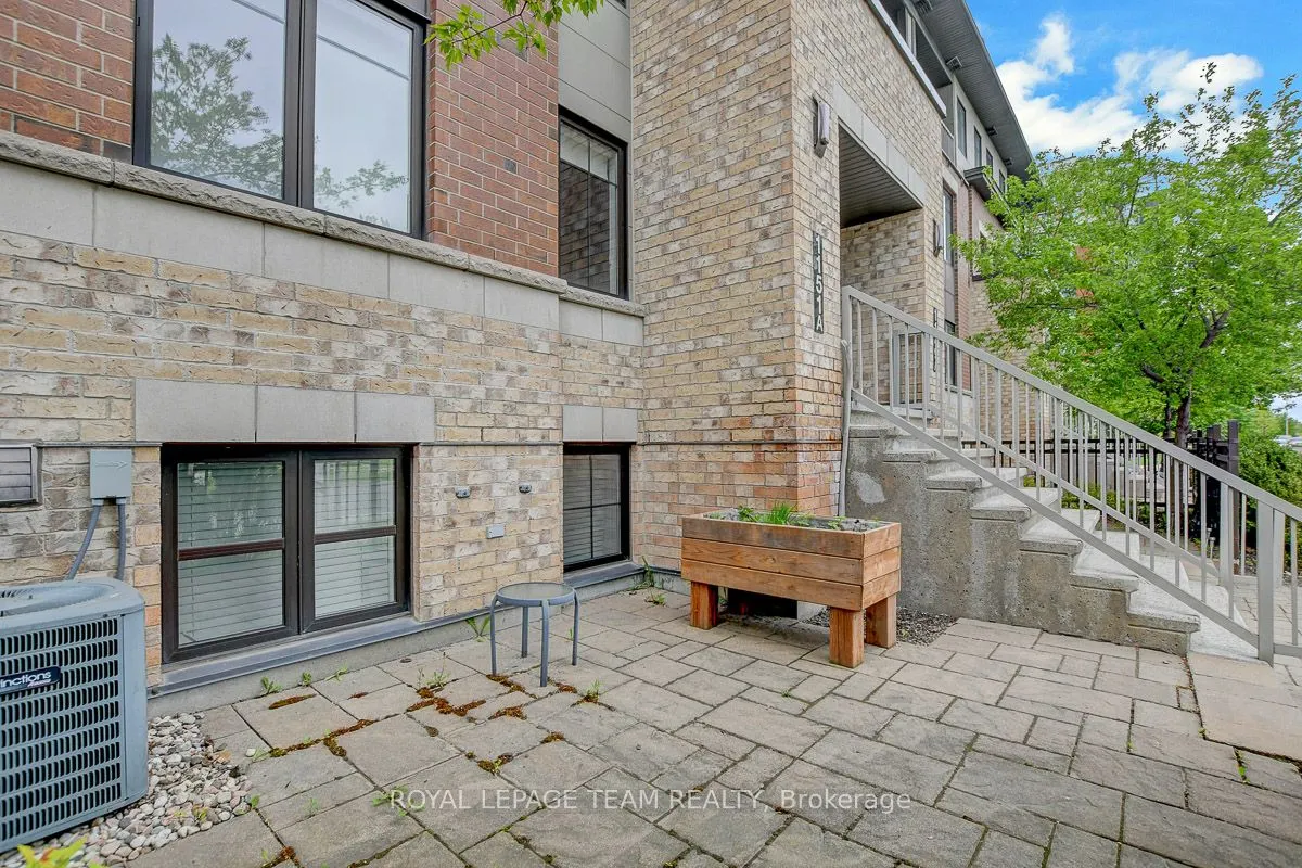 1151 LONGFIELDS Drive, #A