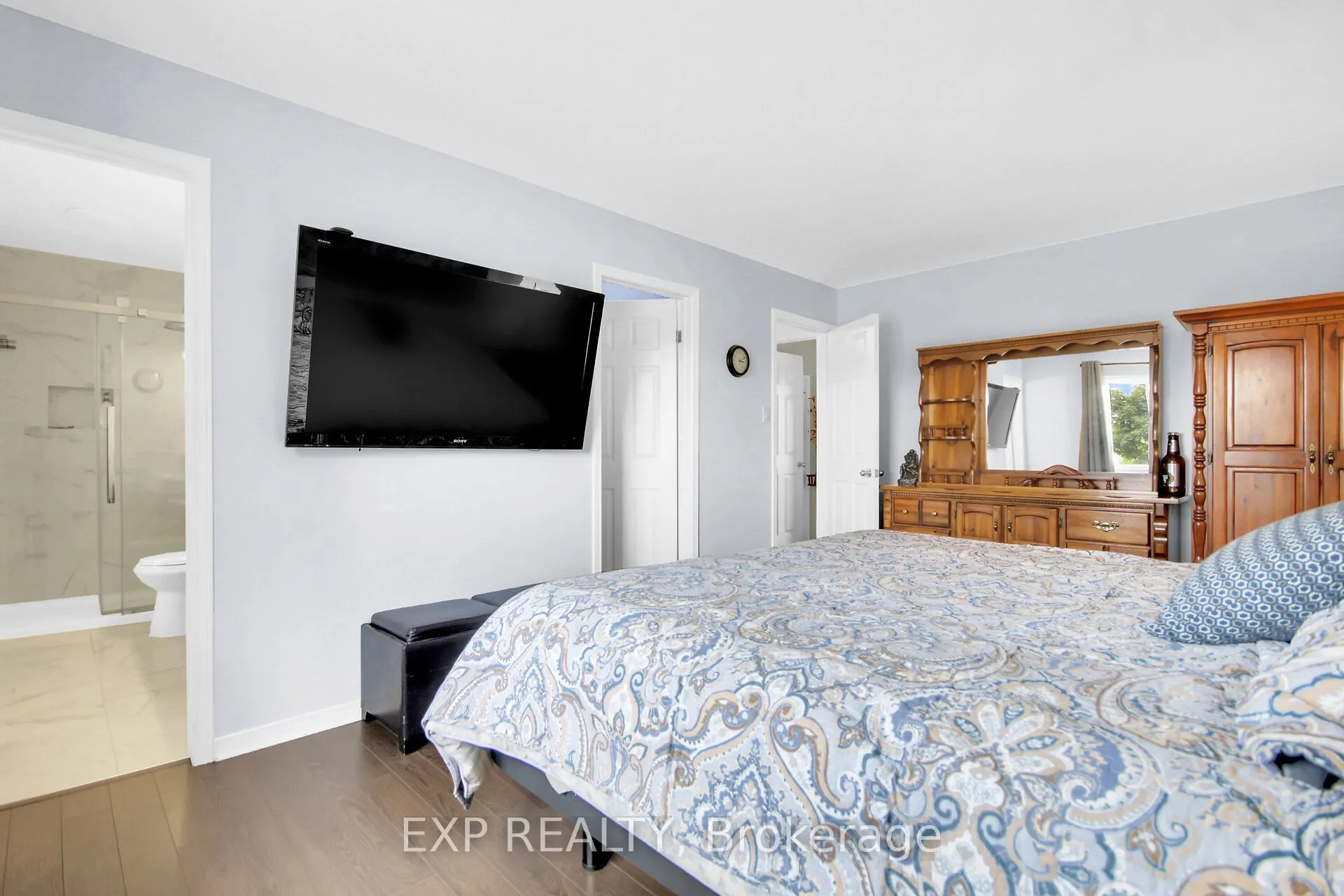 6454 Waterbury Lane