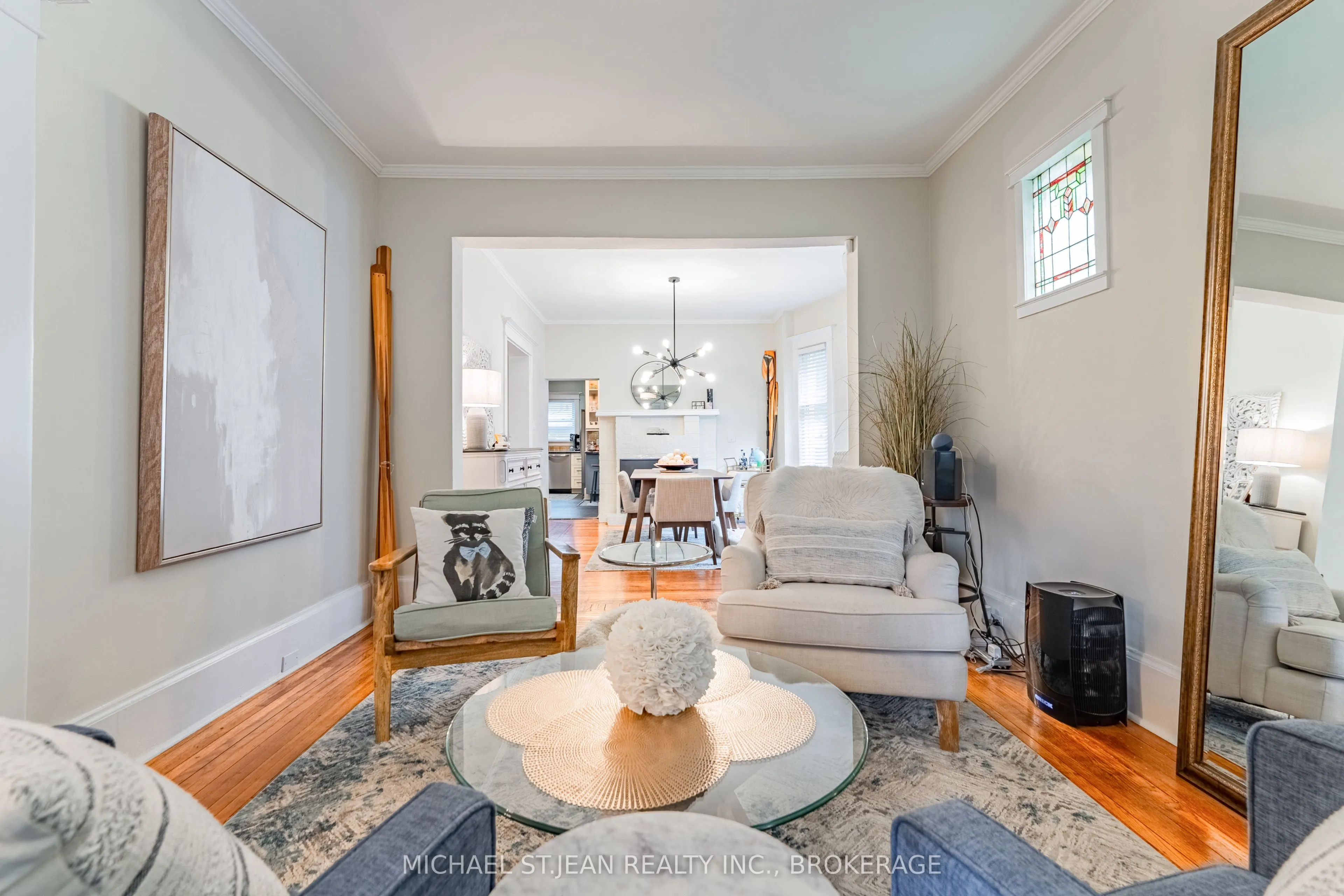 98 Sherman Avenue S