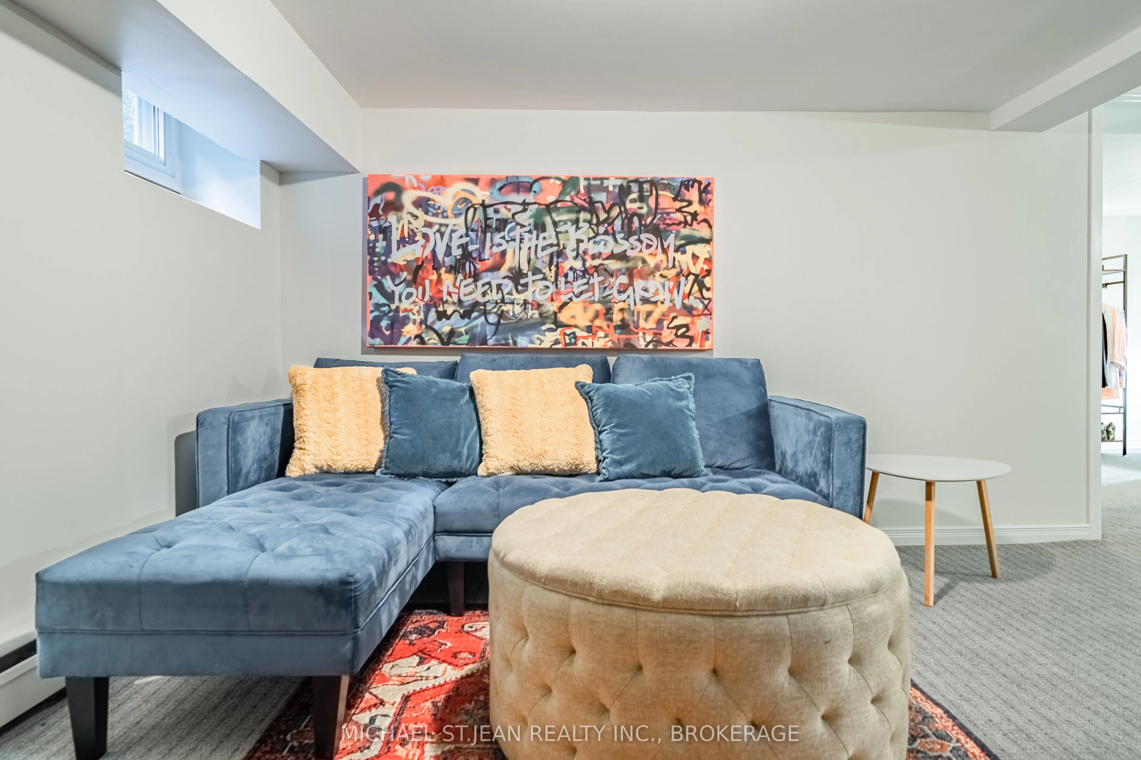 98 Sherman Avenue S
