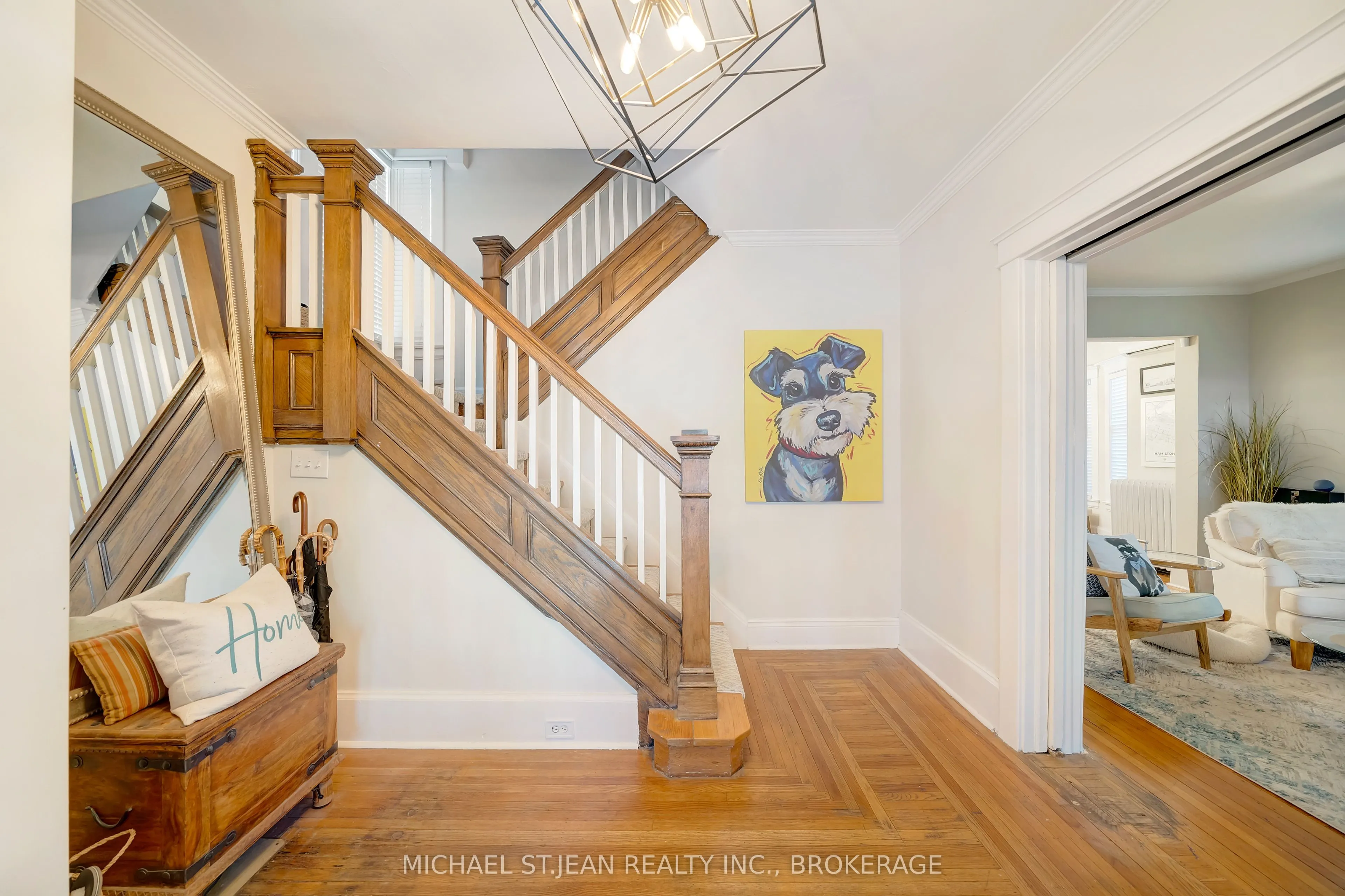 98 Sherman Avenue S