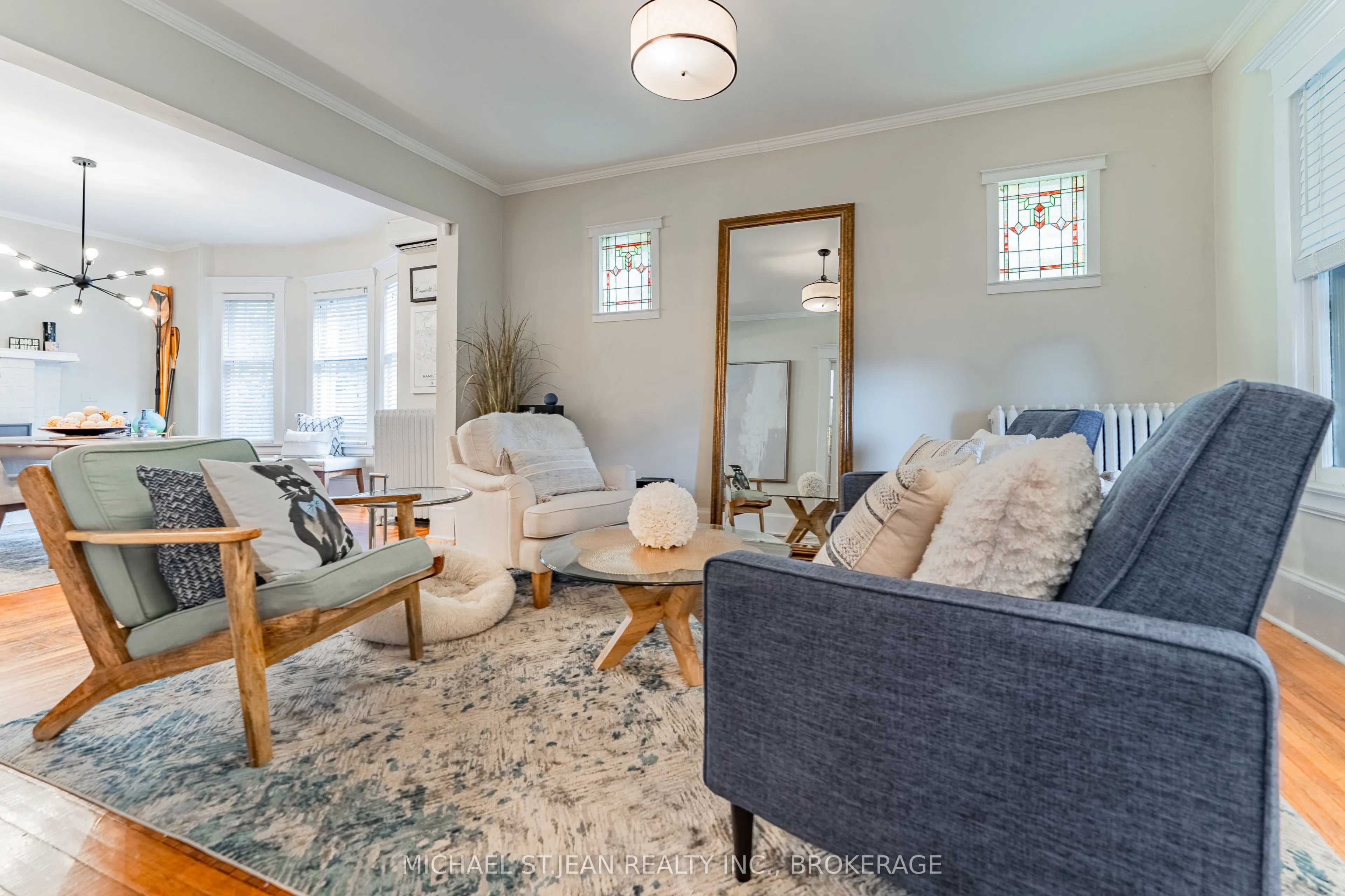 98 Sherman Avenue S