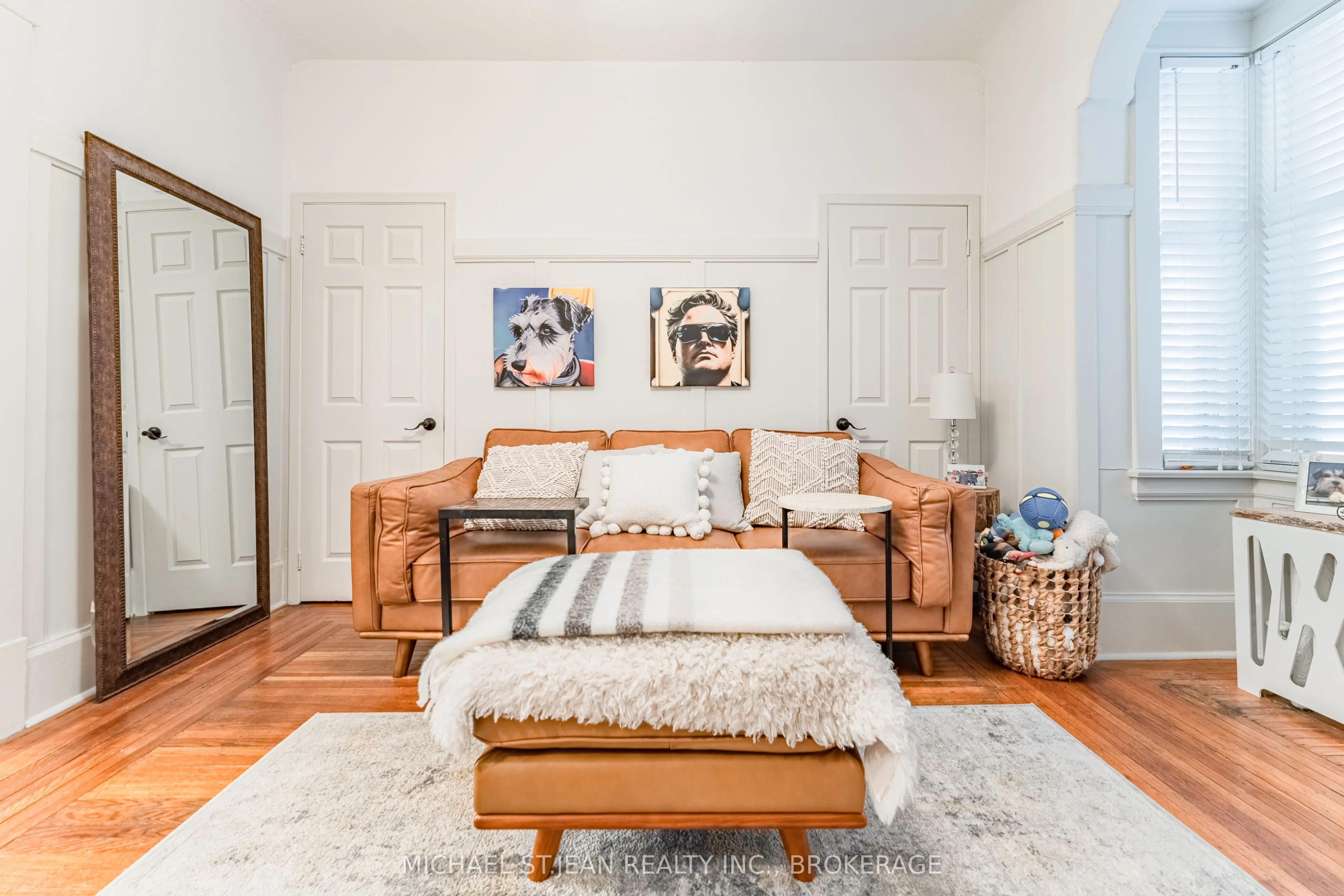 98 Sherman Avenue S