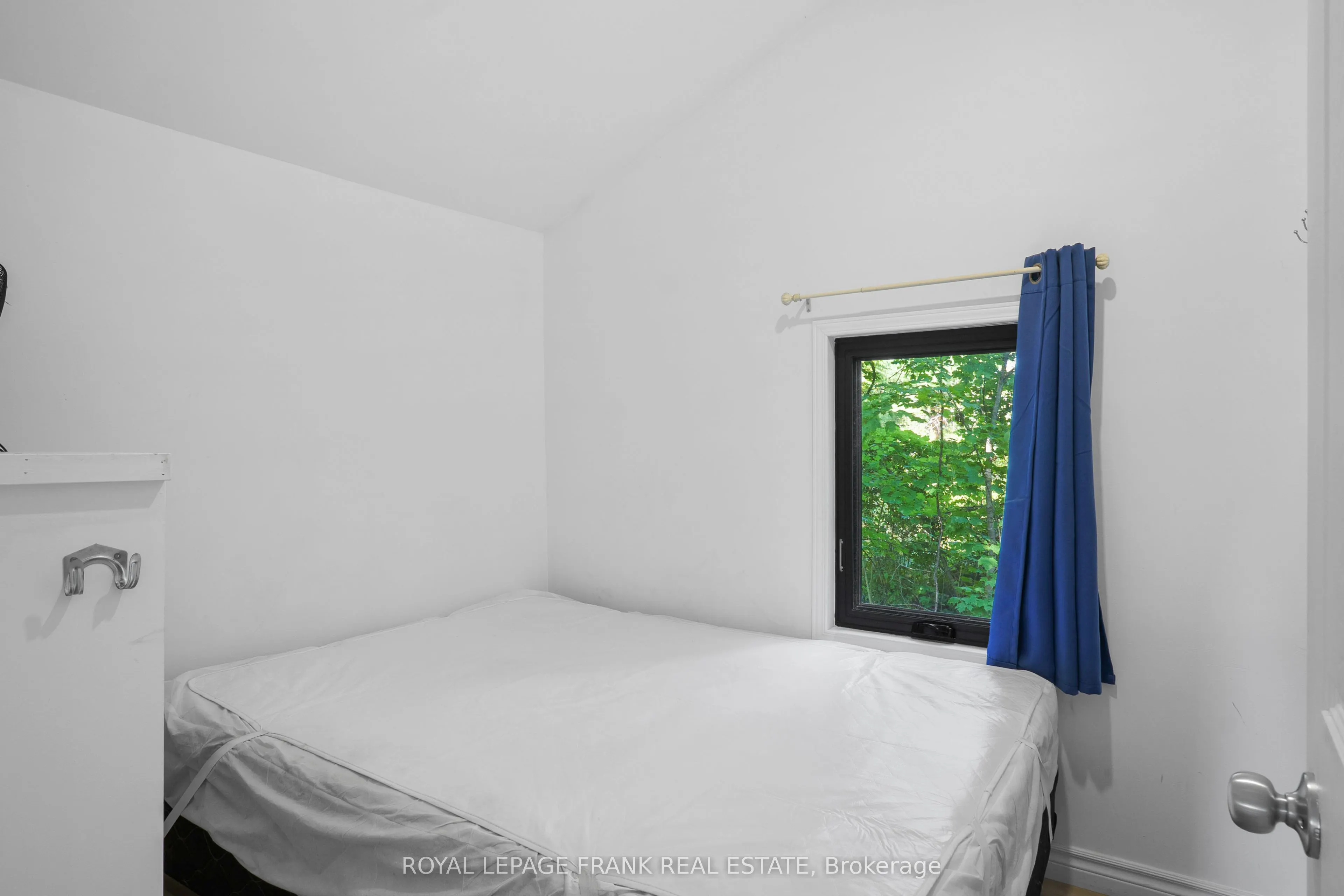 230-232 Lake Dalrymple Road, #8