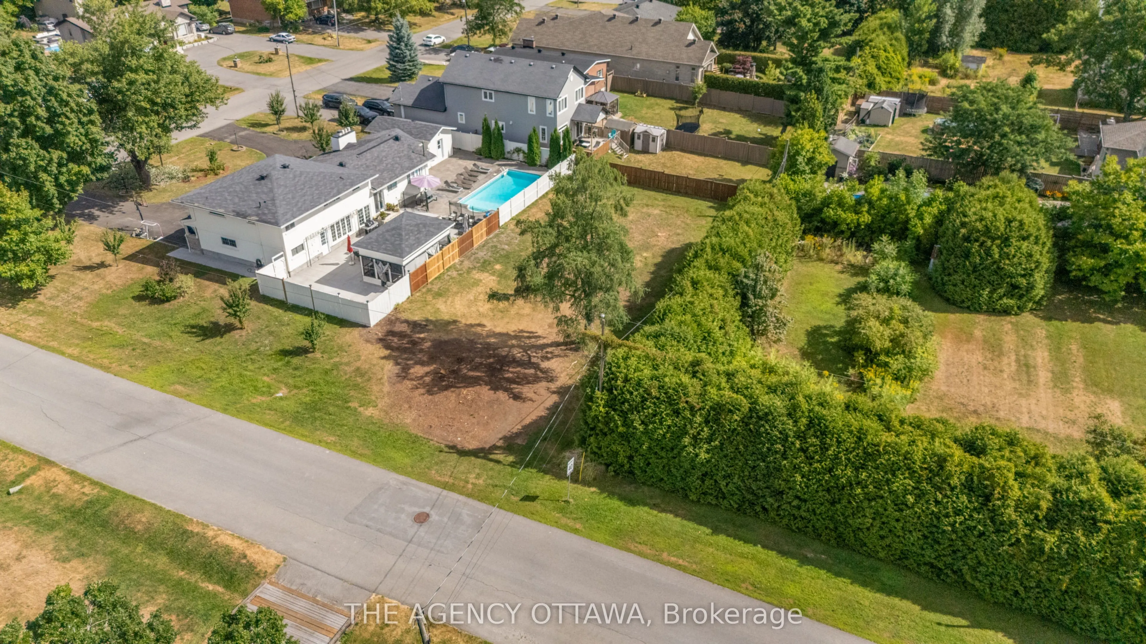 9 Doris Avenue