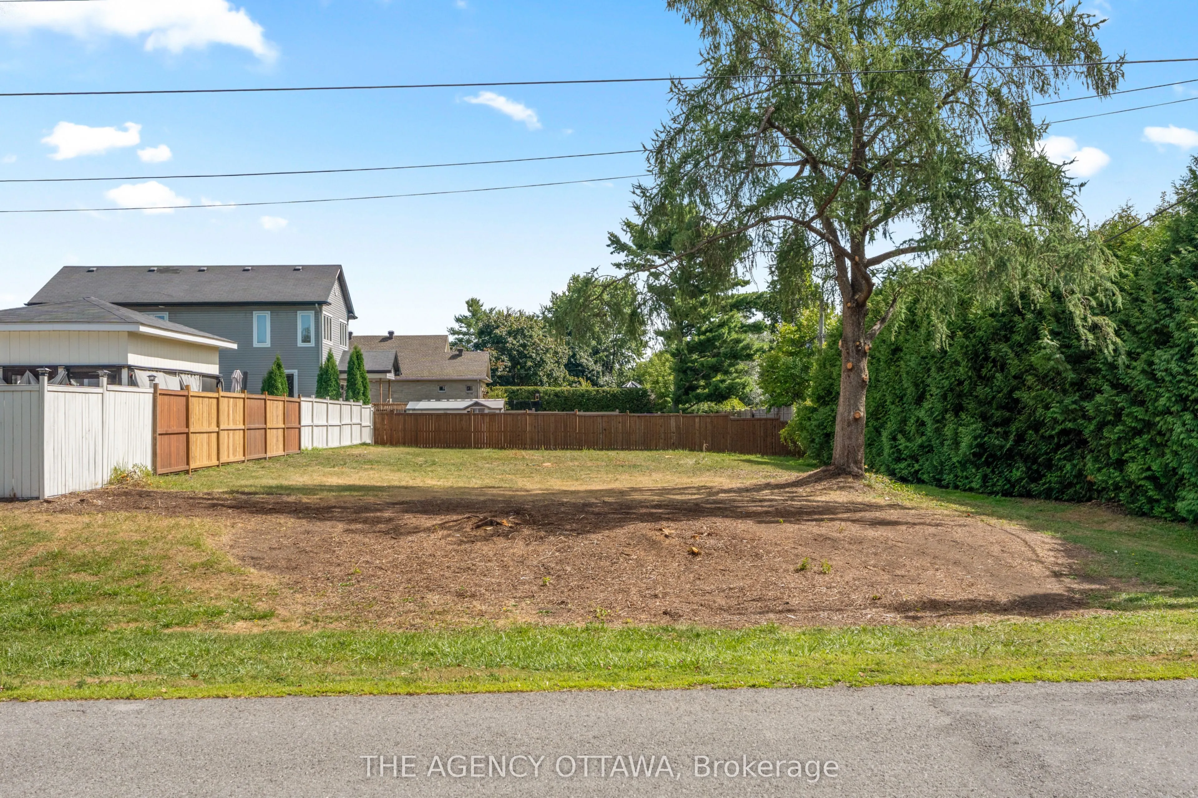 9 Doris Avenue