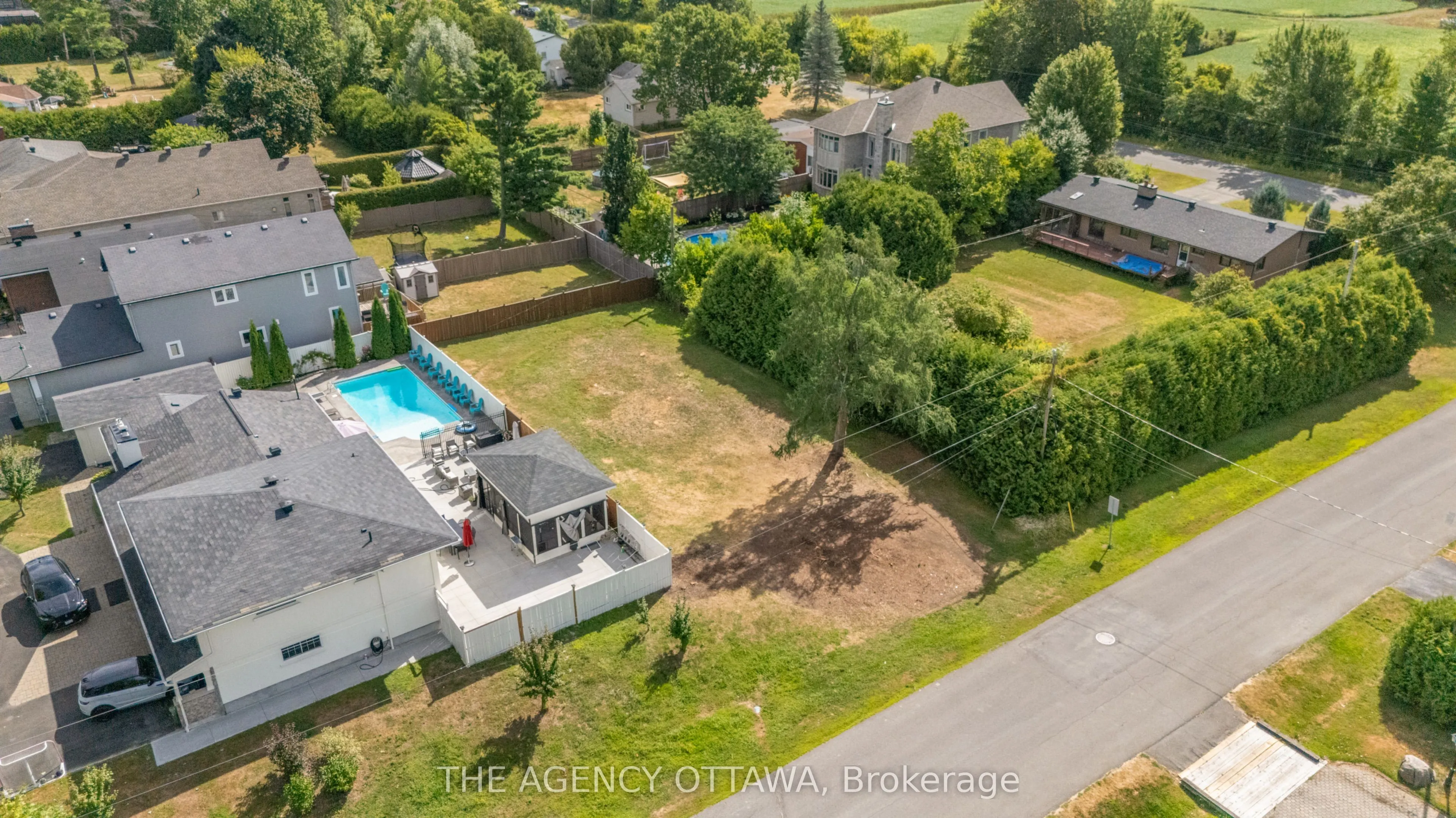 9 Doris Avenue