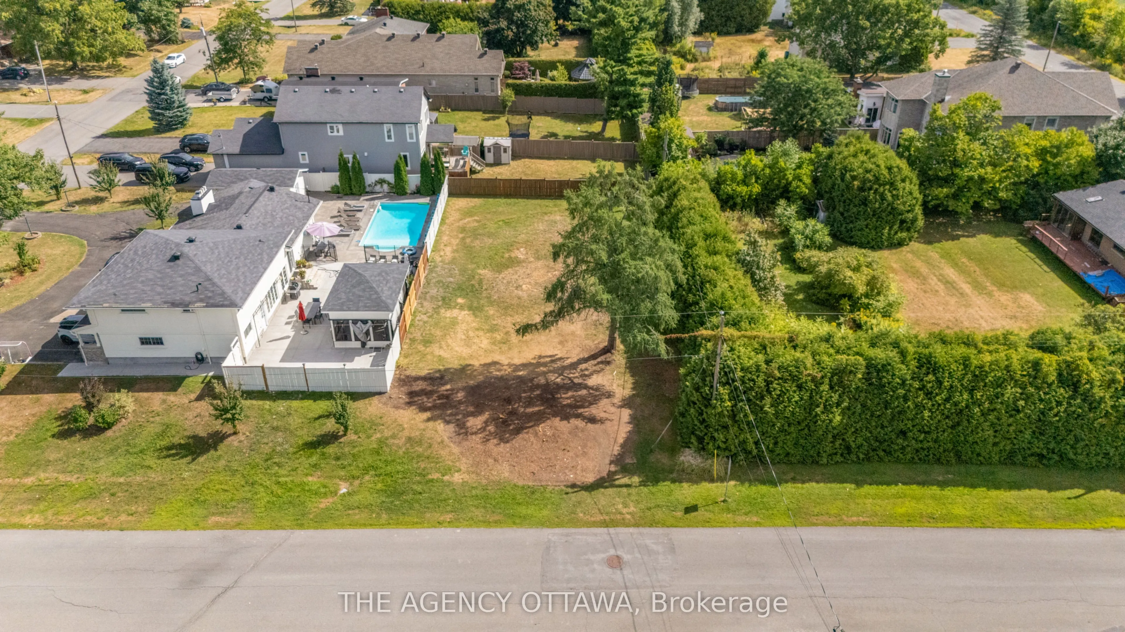 9 Doris Avenue