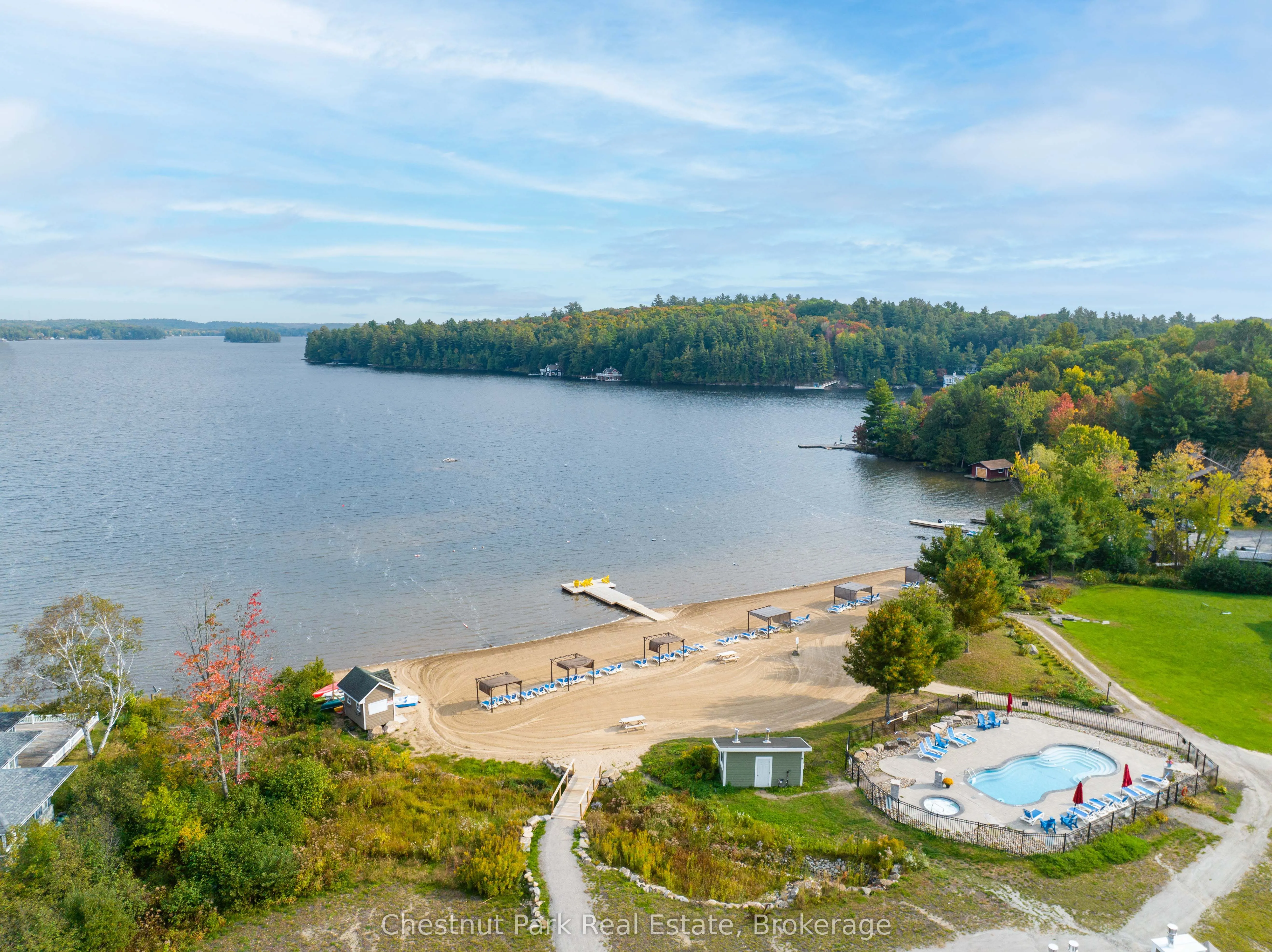 1869 Muskoka Rd 118 Road W, #L203-C1