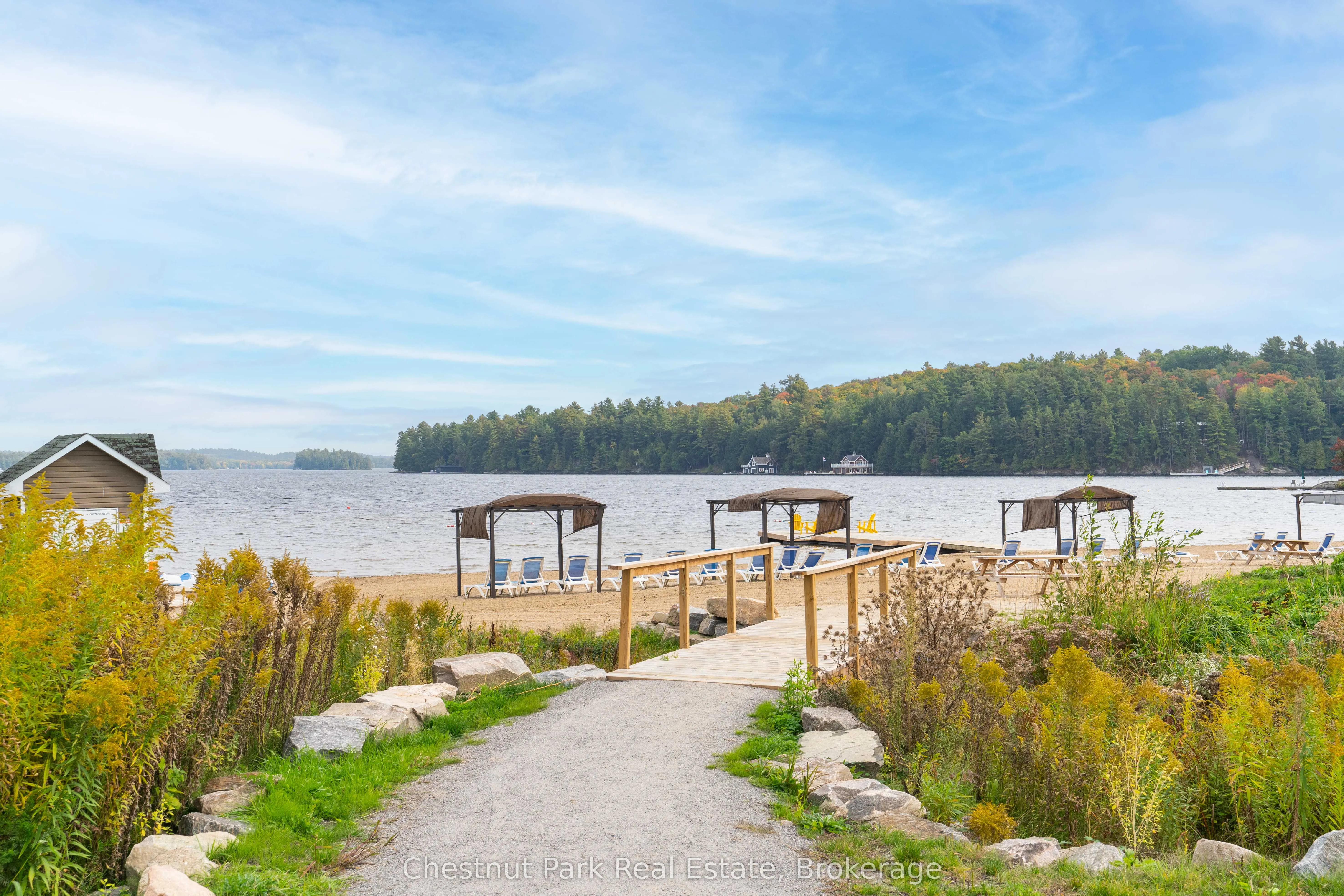 1869 Muskoka Rd 118 Road W, #L203-C1