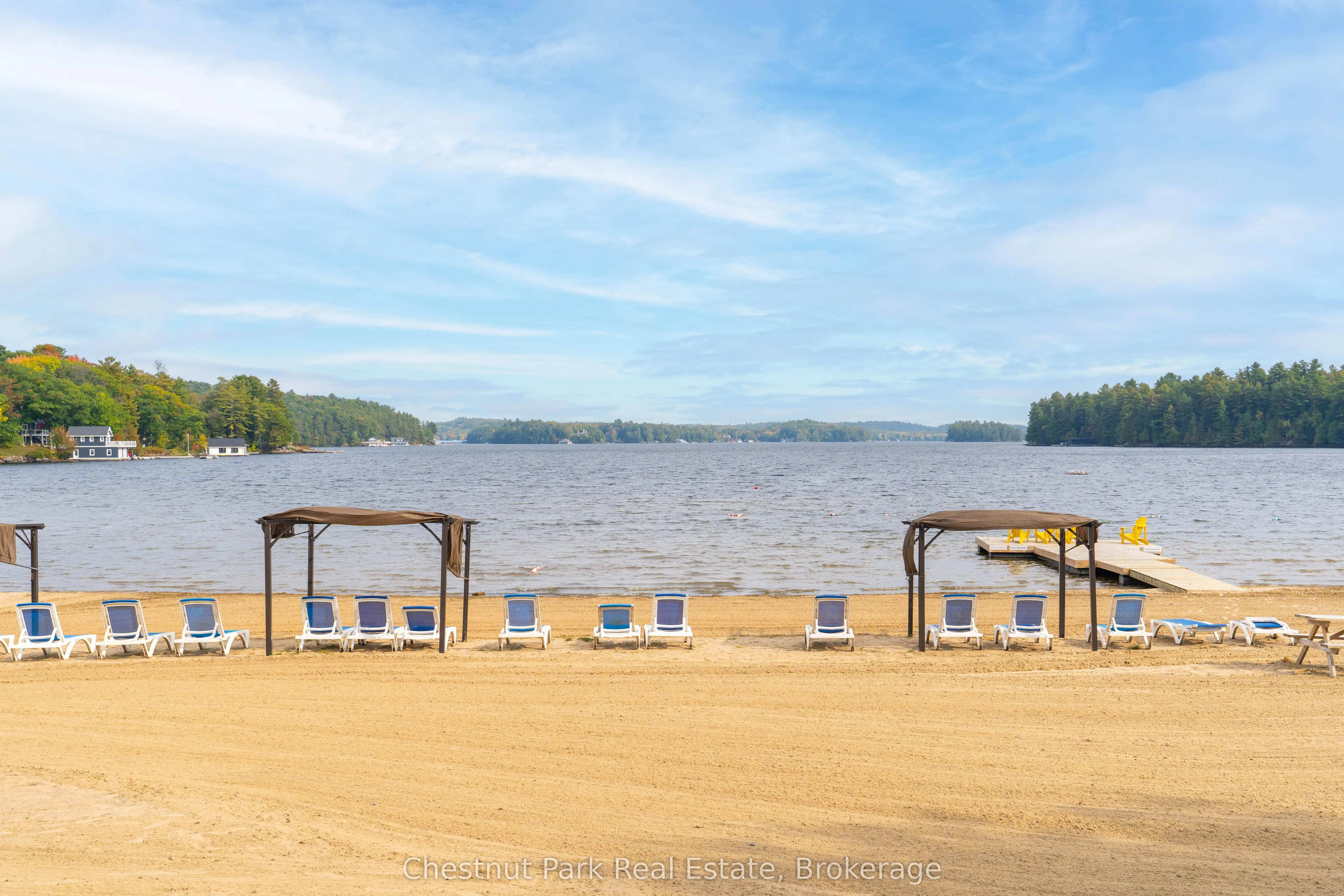 1869 Muskoka Rd 118 Road W, #L203-C1