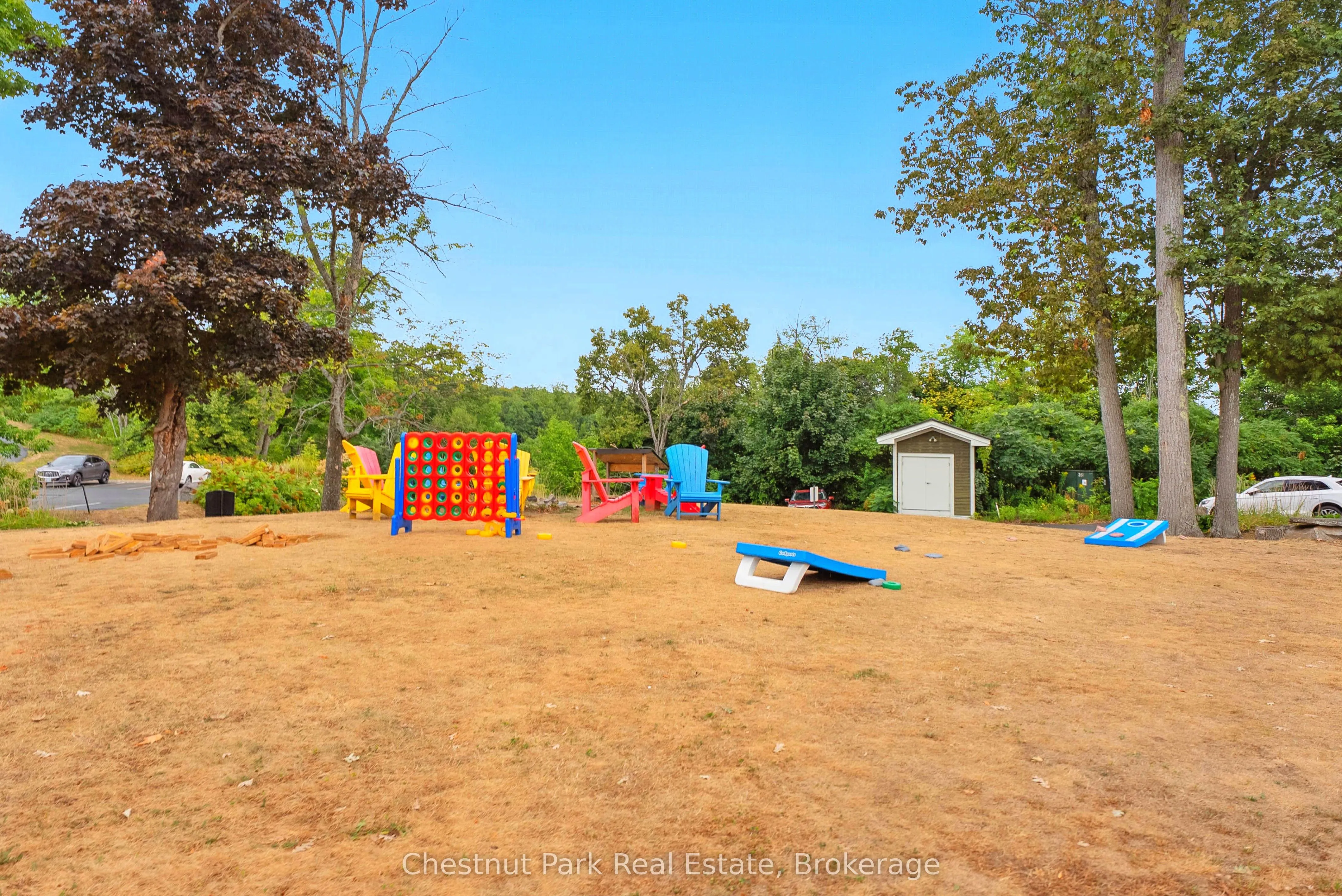 1869 Muskoka Rd 118 Road W, #L203-C1
