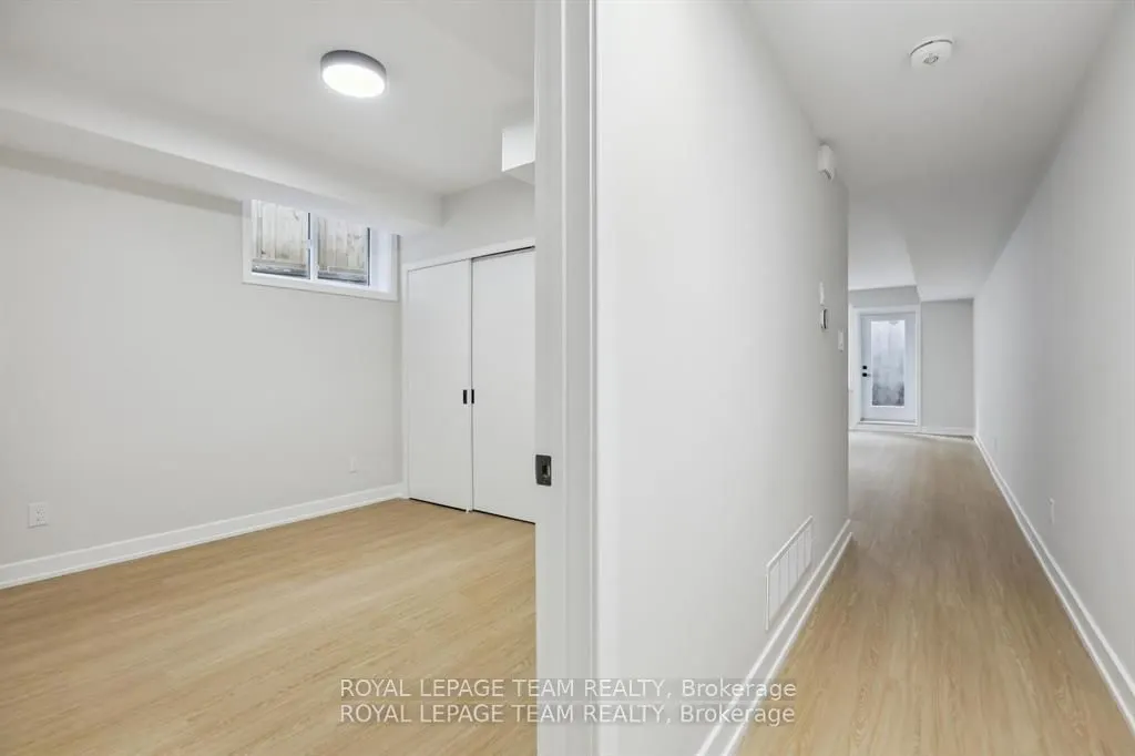 49 GROSVENOR Avenue, #1