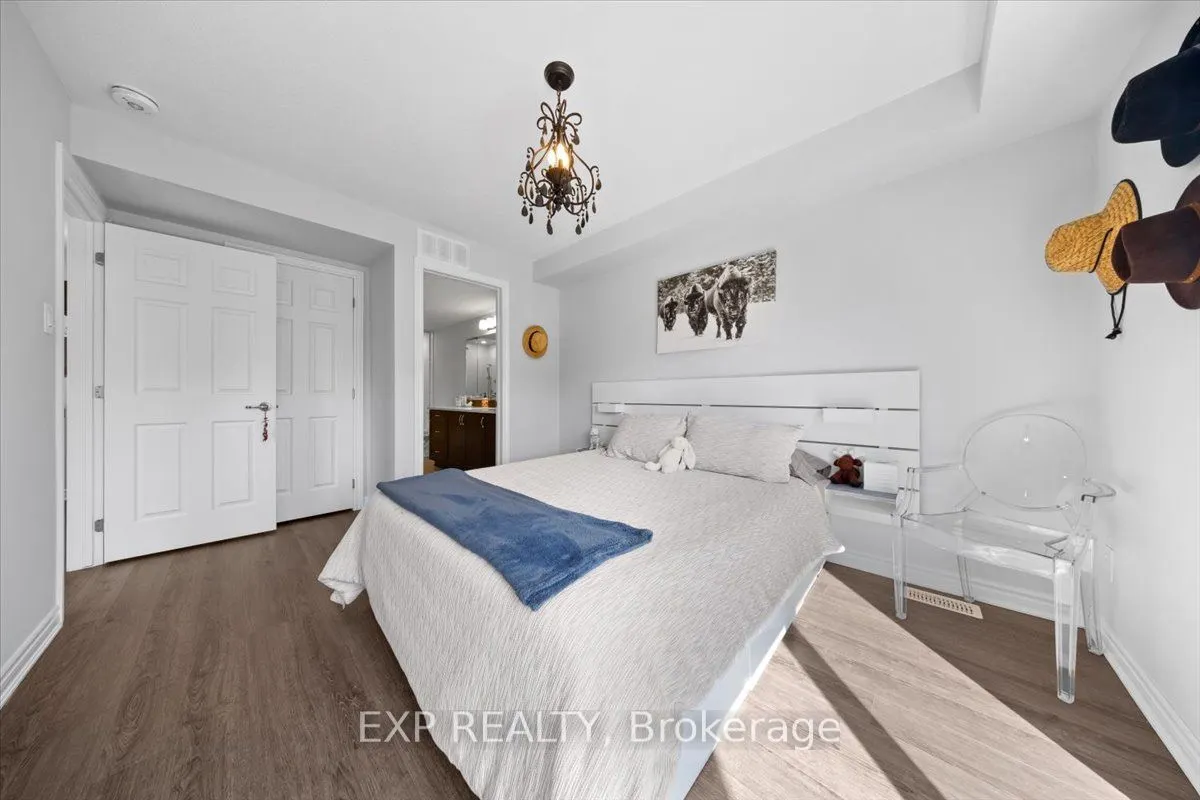 617 Makwa Private, #617
