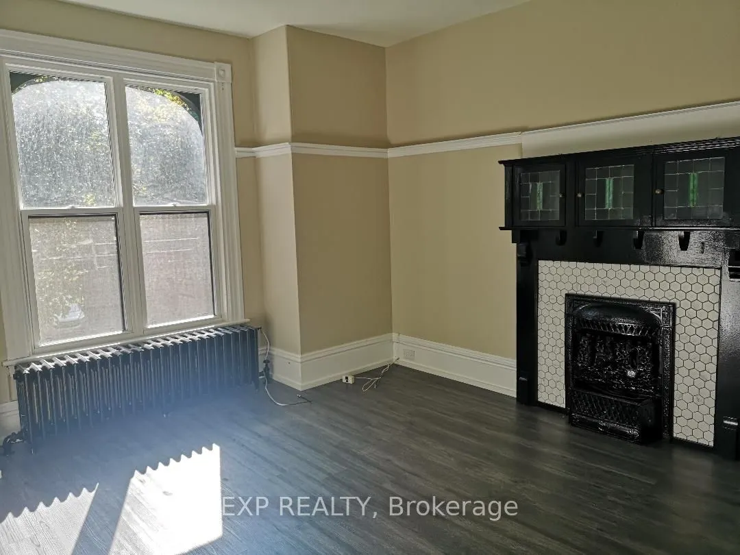 28 Eastbourne Avenue