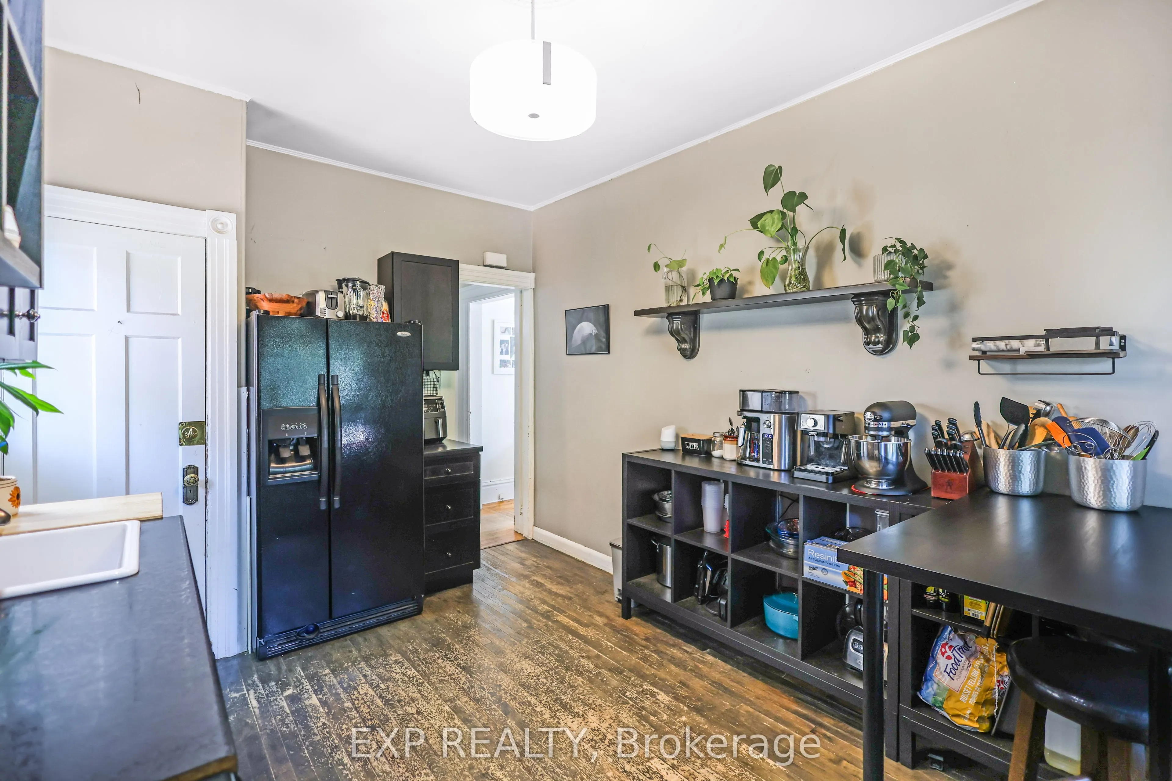 28 Eastbourne Avenue