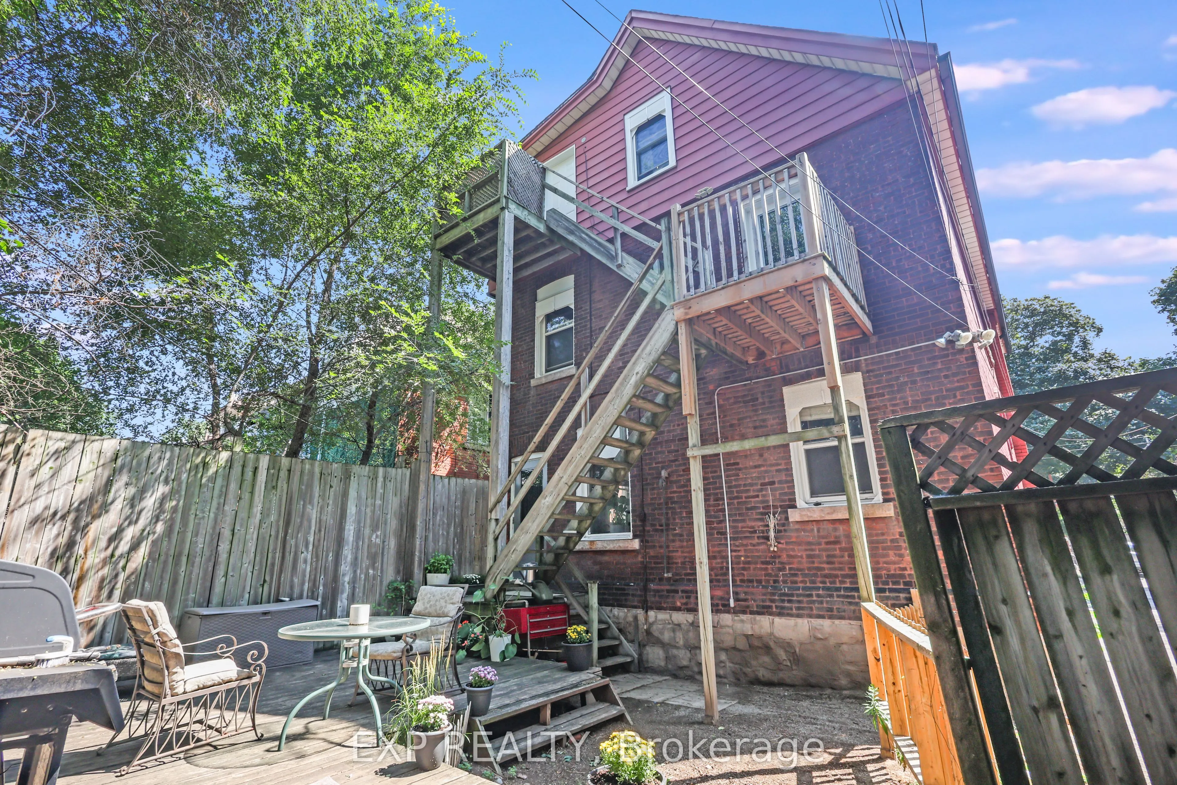 28 Eastbourne Avenue