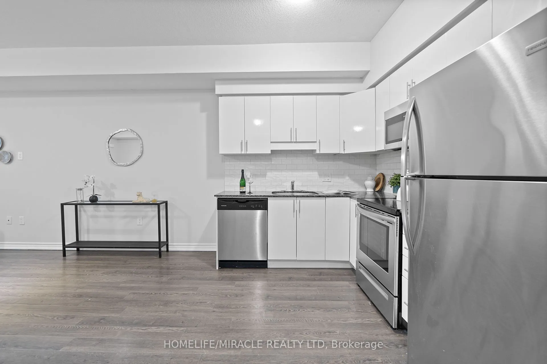 1430 Highland Road W, #5B