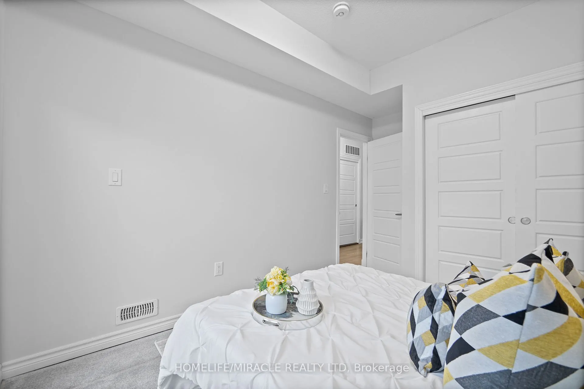 1430 Highland Road W, #5B