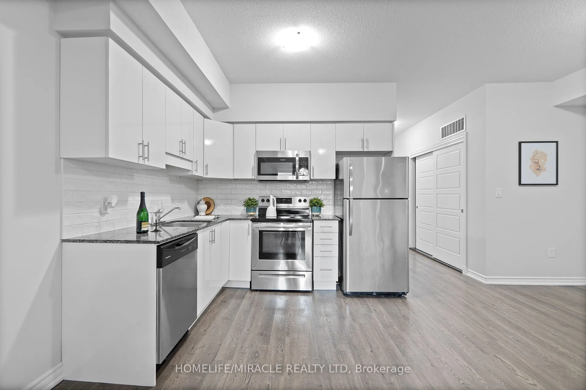 1430 Highland Road W, #5B