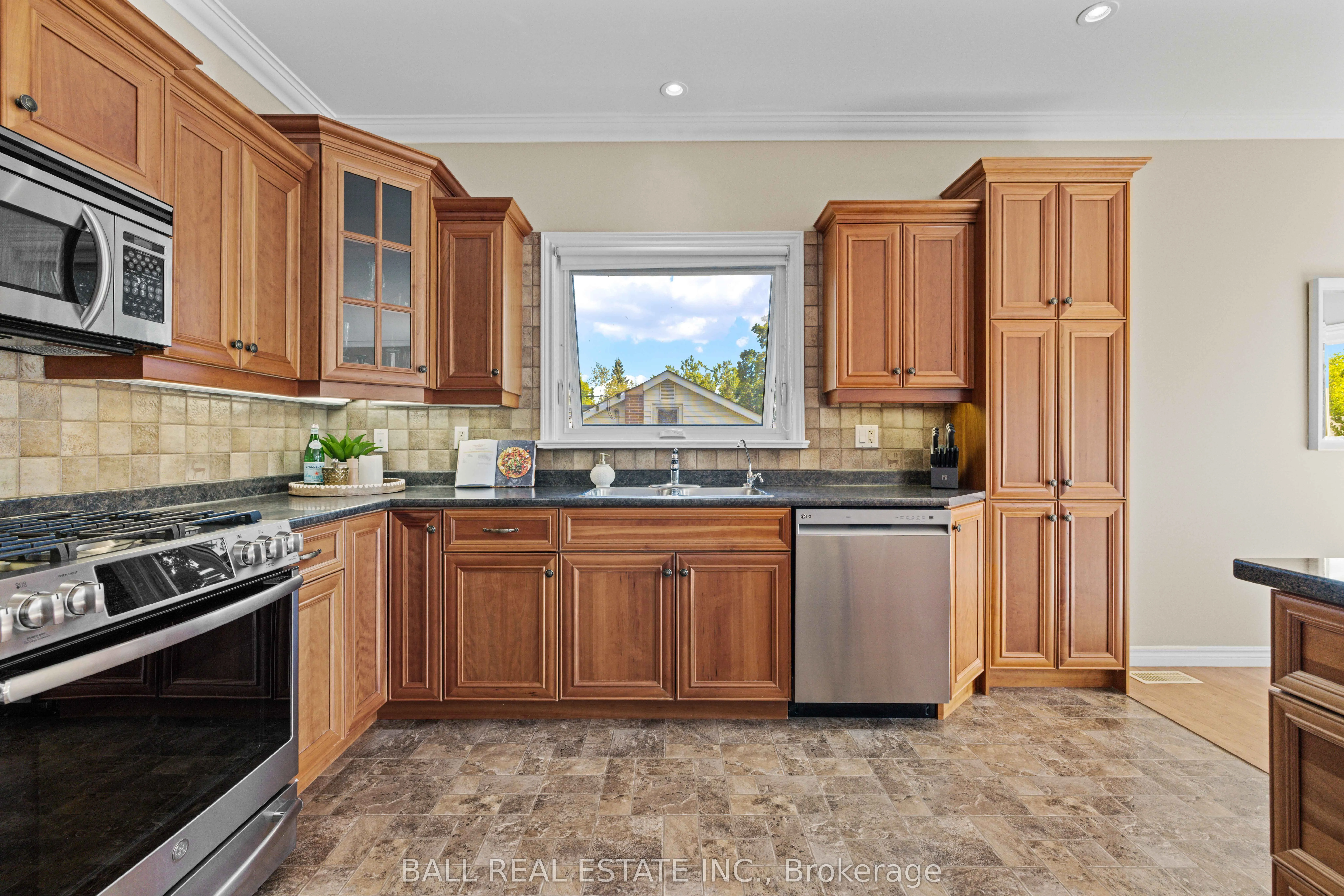 773 Pinewood Drive