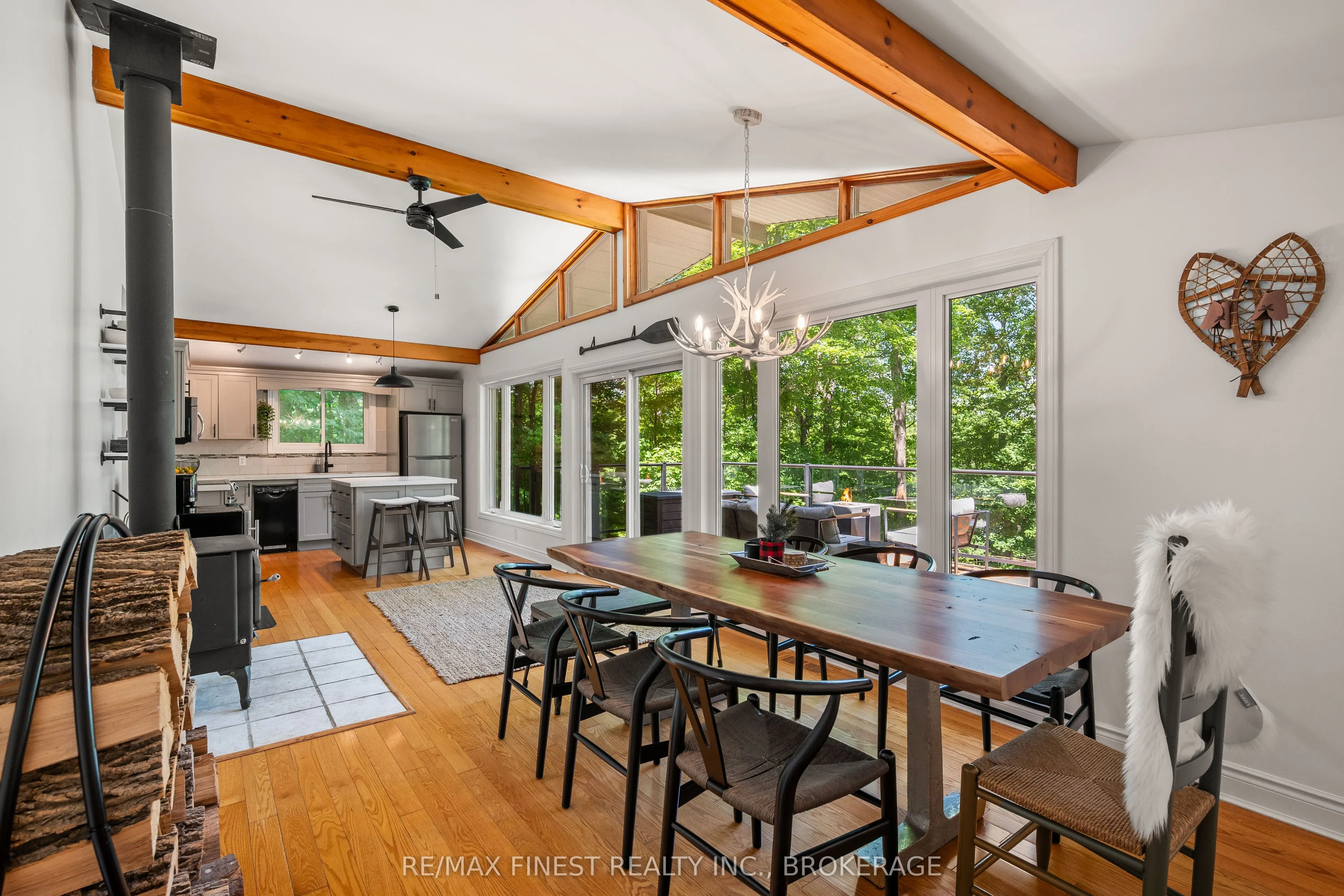 32 Oakwood Lane