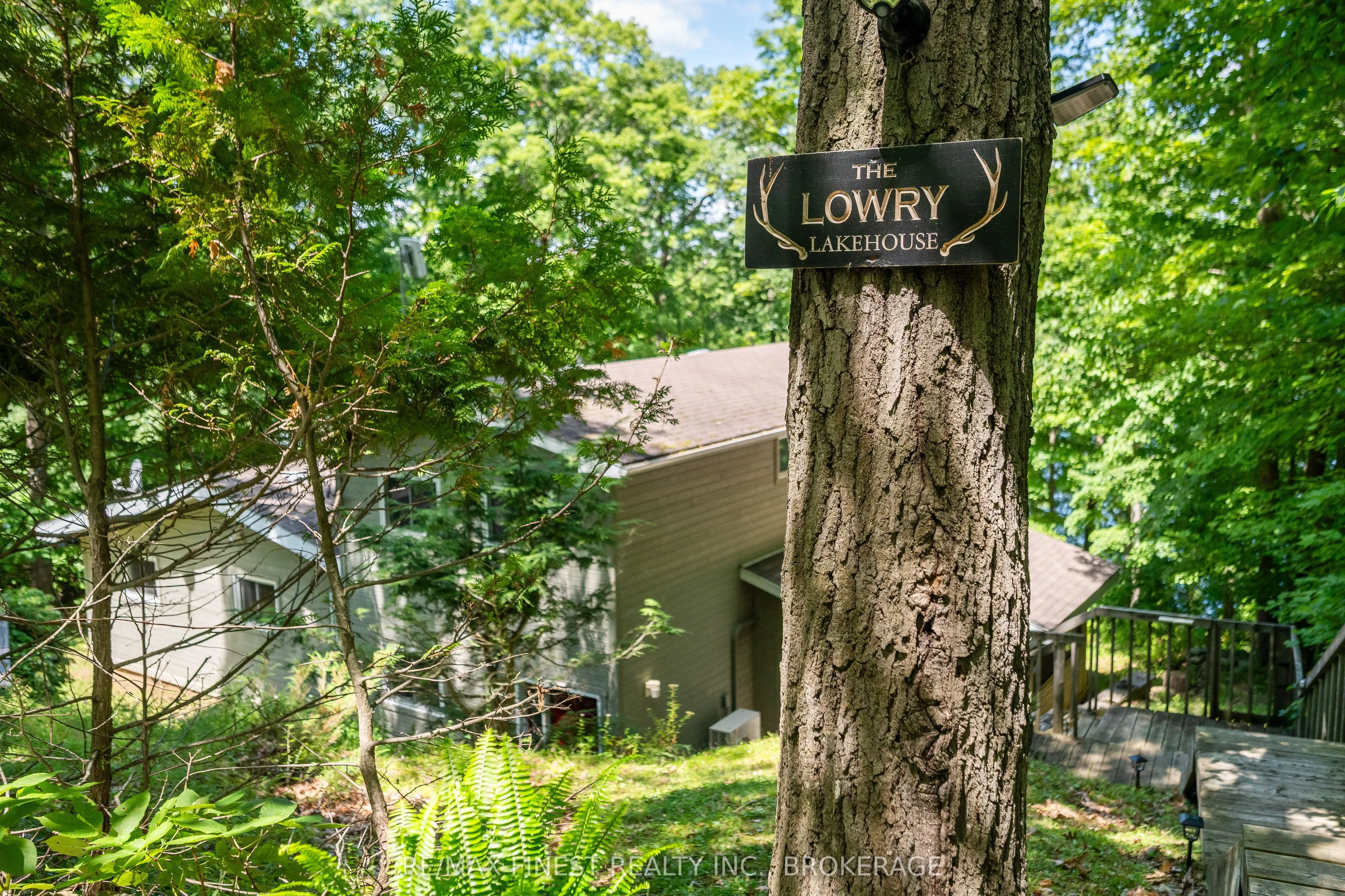32 Oakwood Lane