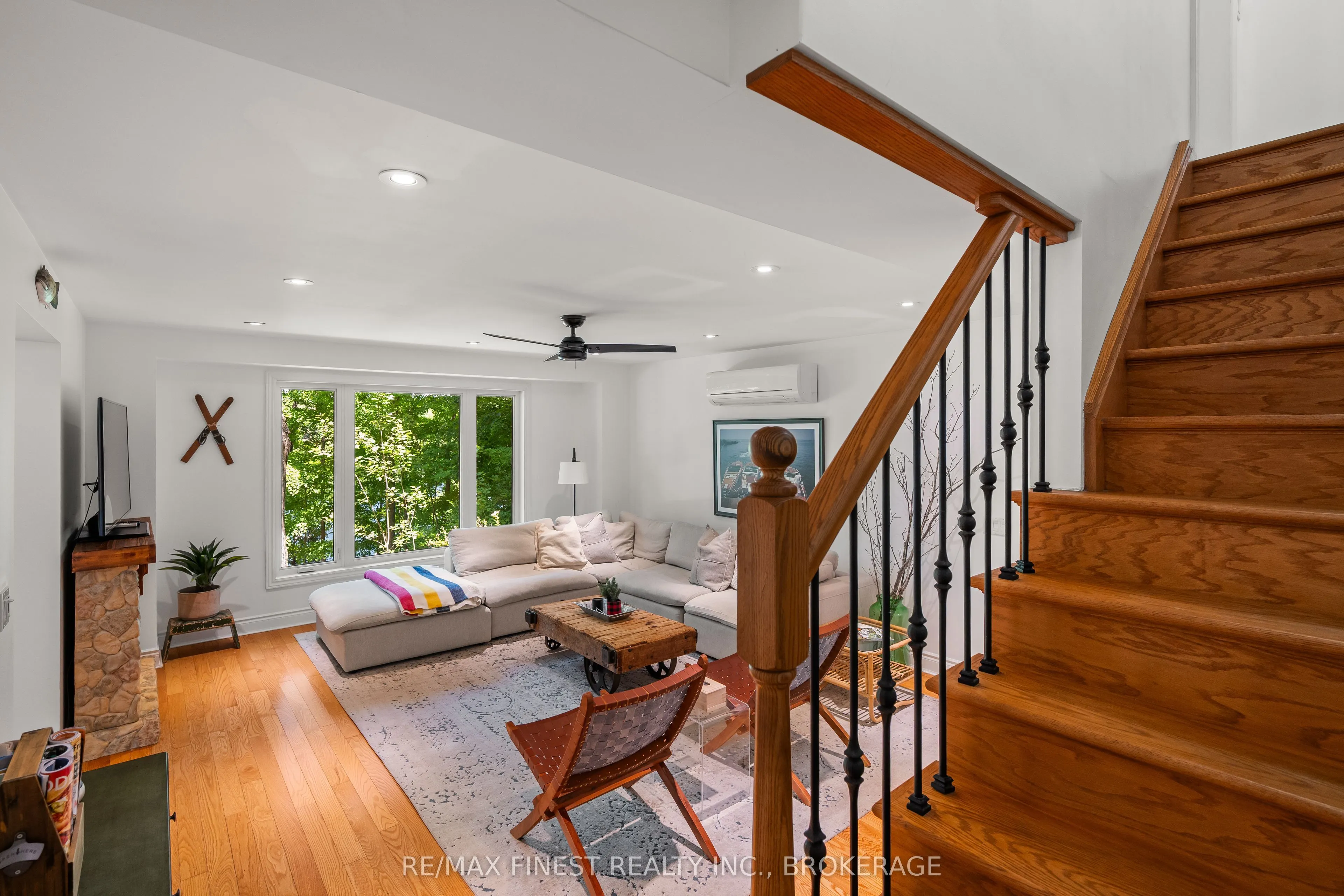 32 Oakwood Lane