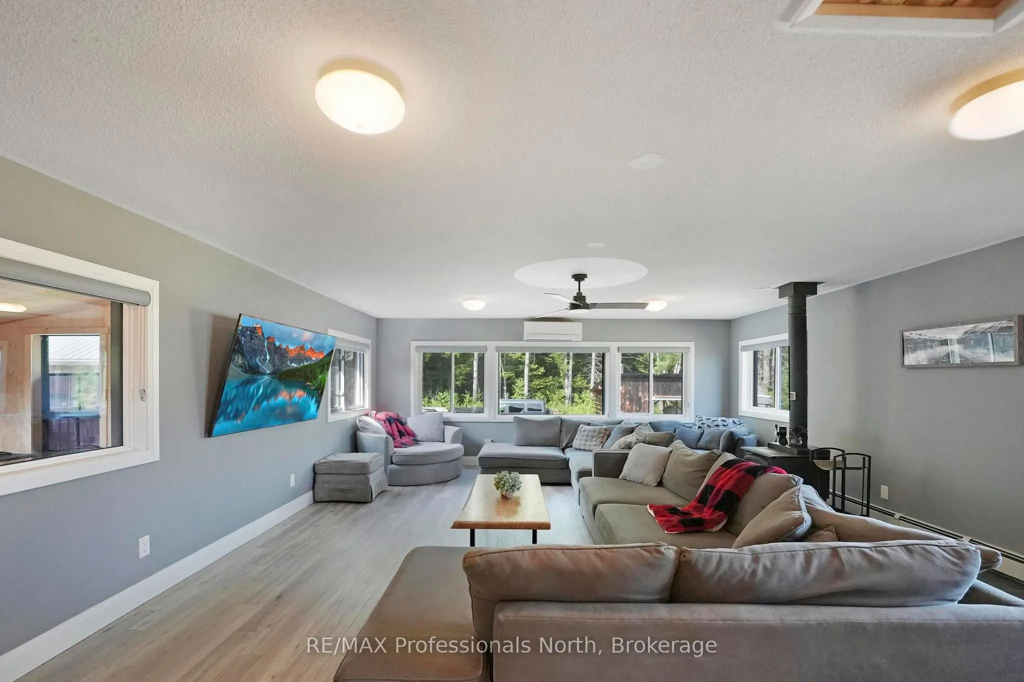 1597 Queens Line Road