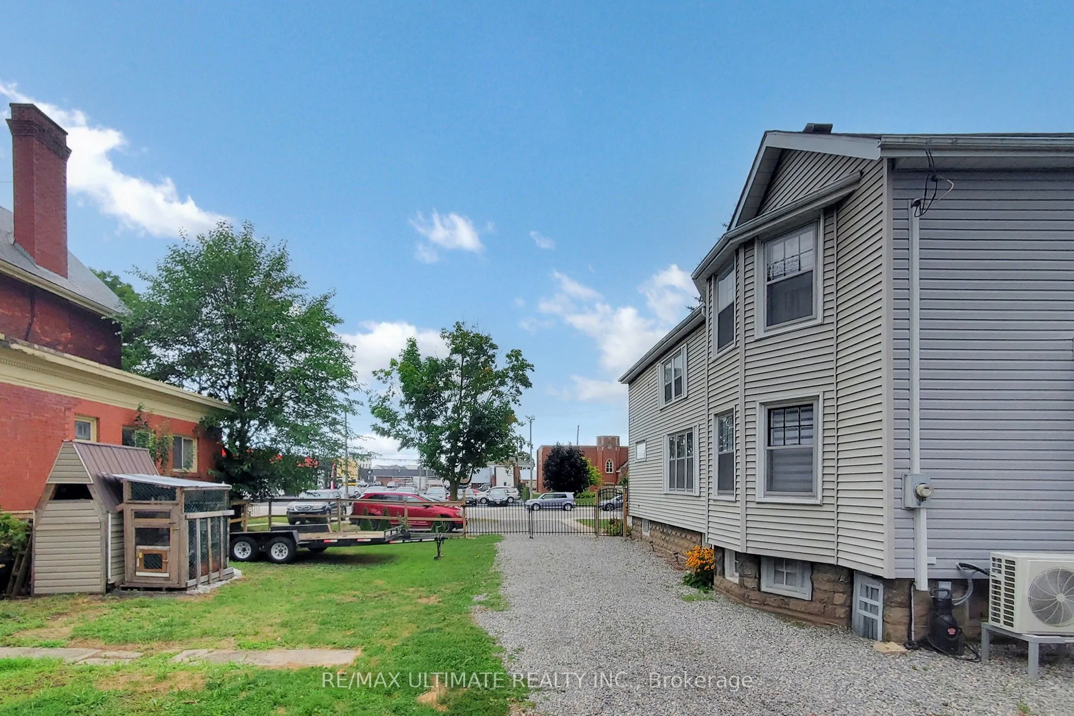 115 BROAD Street E