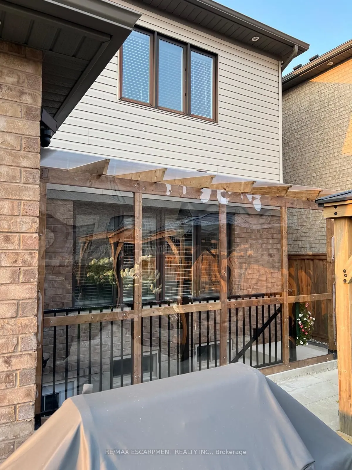 40 Pagebrook Crescent, #BASEMENT