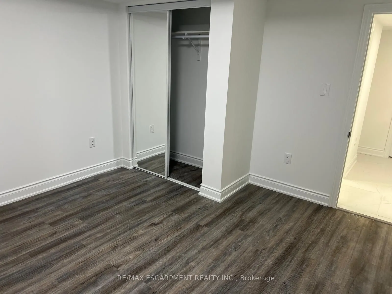 40 Pagebrook Crescent, #BASEMENT