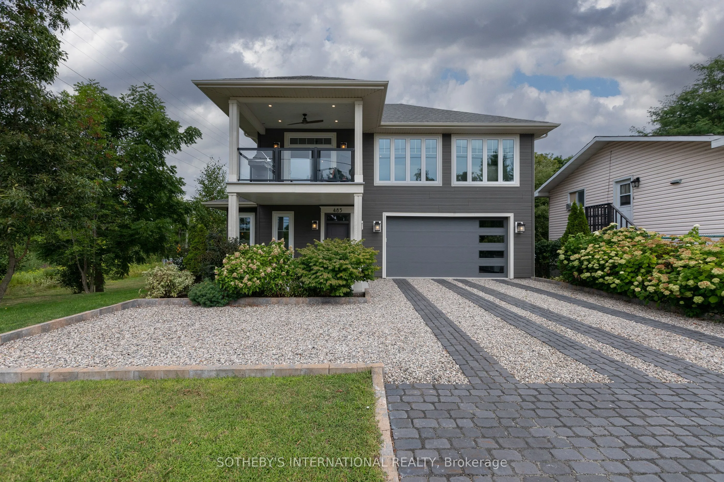 485 Stone Street N