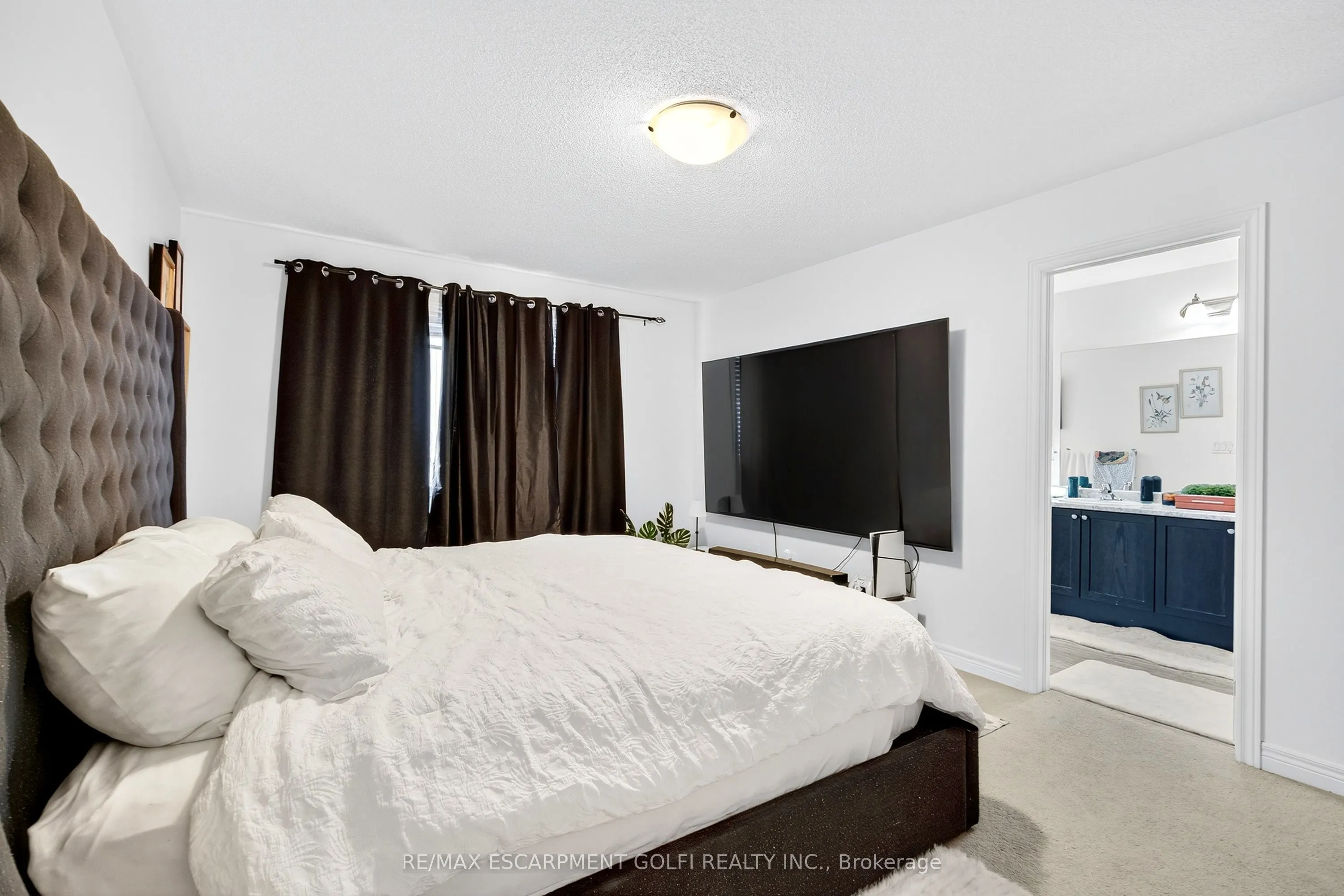 57 SPARKLE Drive