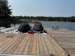 2 A22 ISLAND