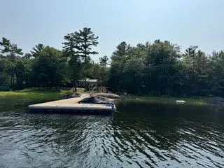 2 A22 ISLAND