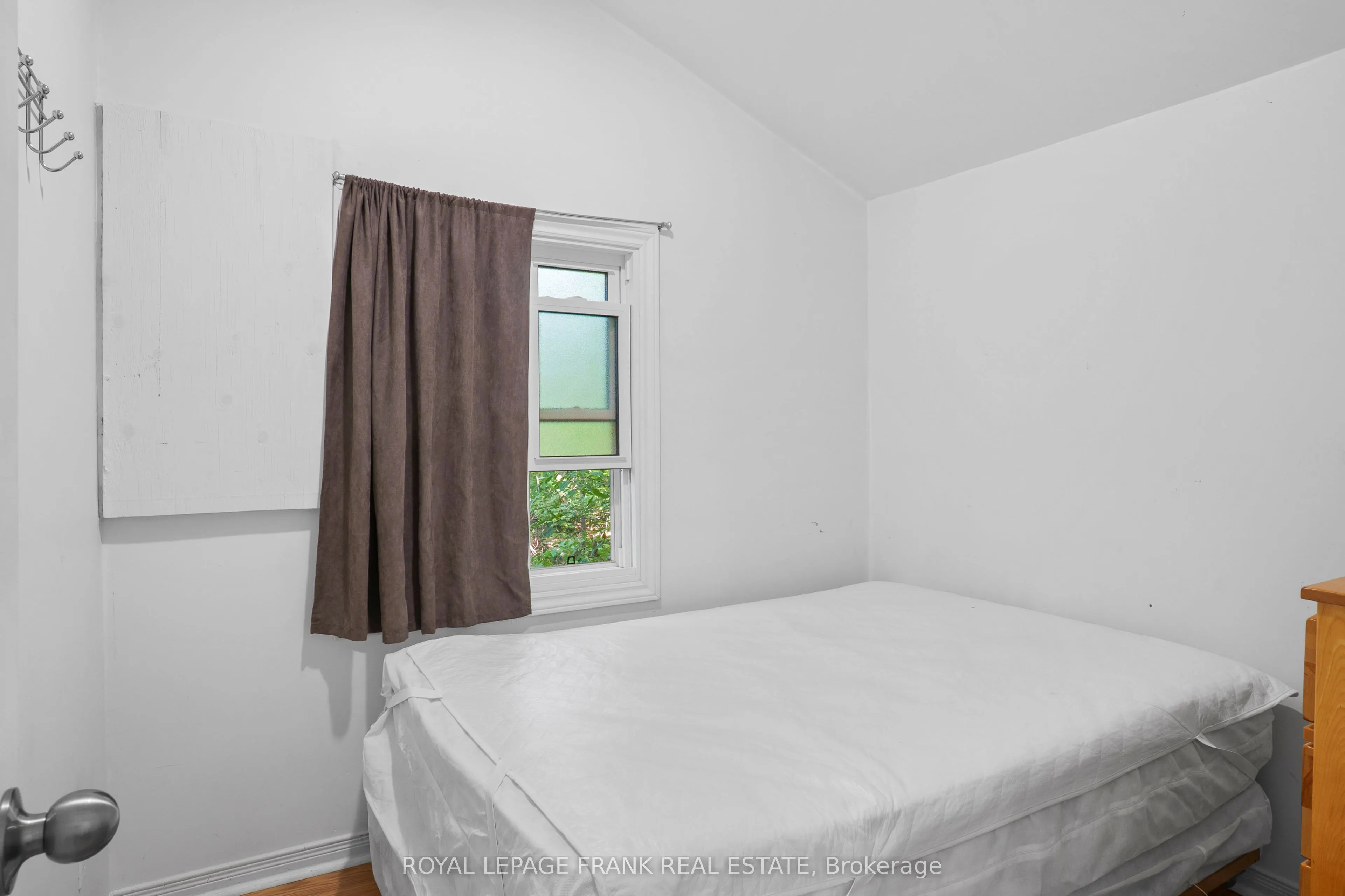 230-232 Lake Dalrymple Road, #7