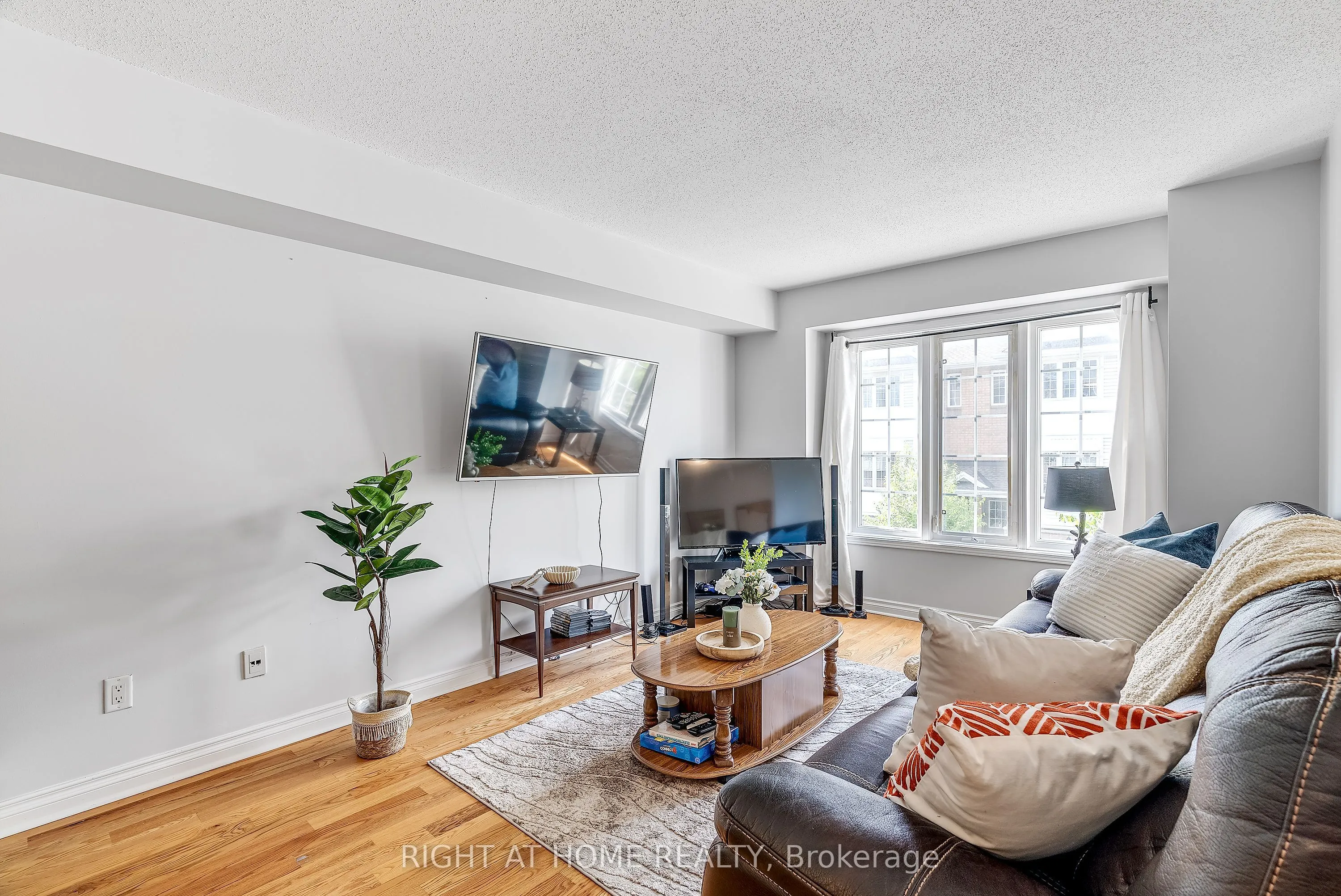 134 Fordham Private
