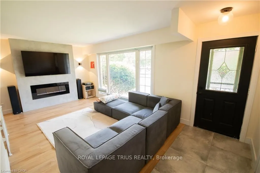 2 Grenada Drive