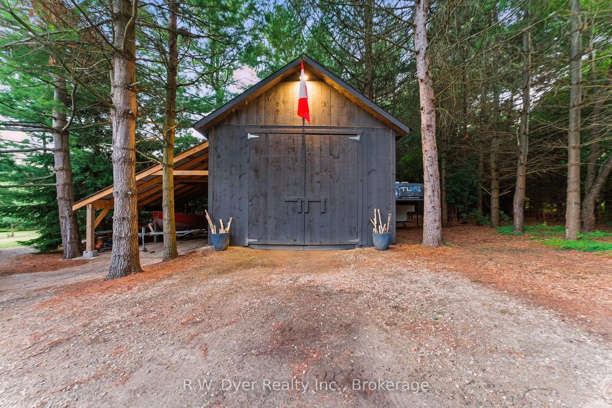 7381 Side Road 4