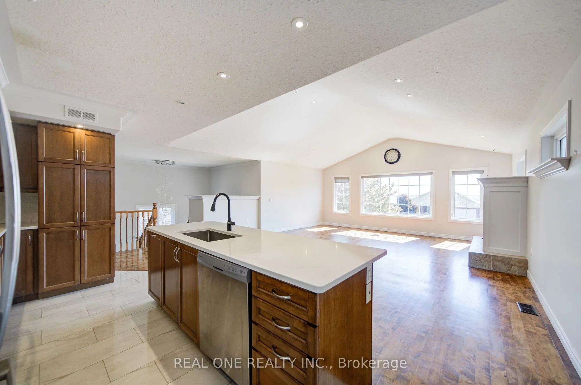 105 Milroy Drive