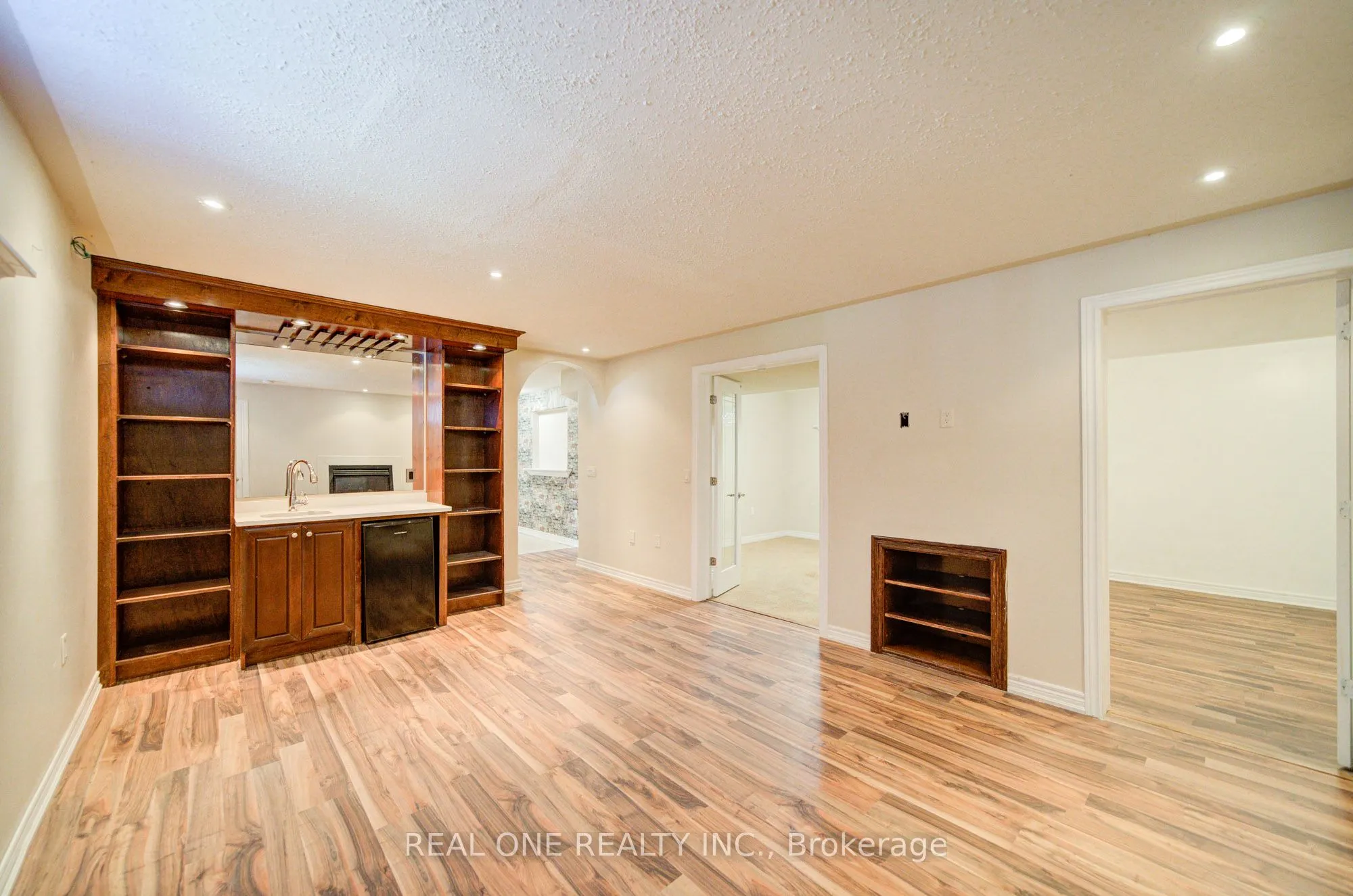 105 Milroy Drive