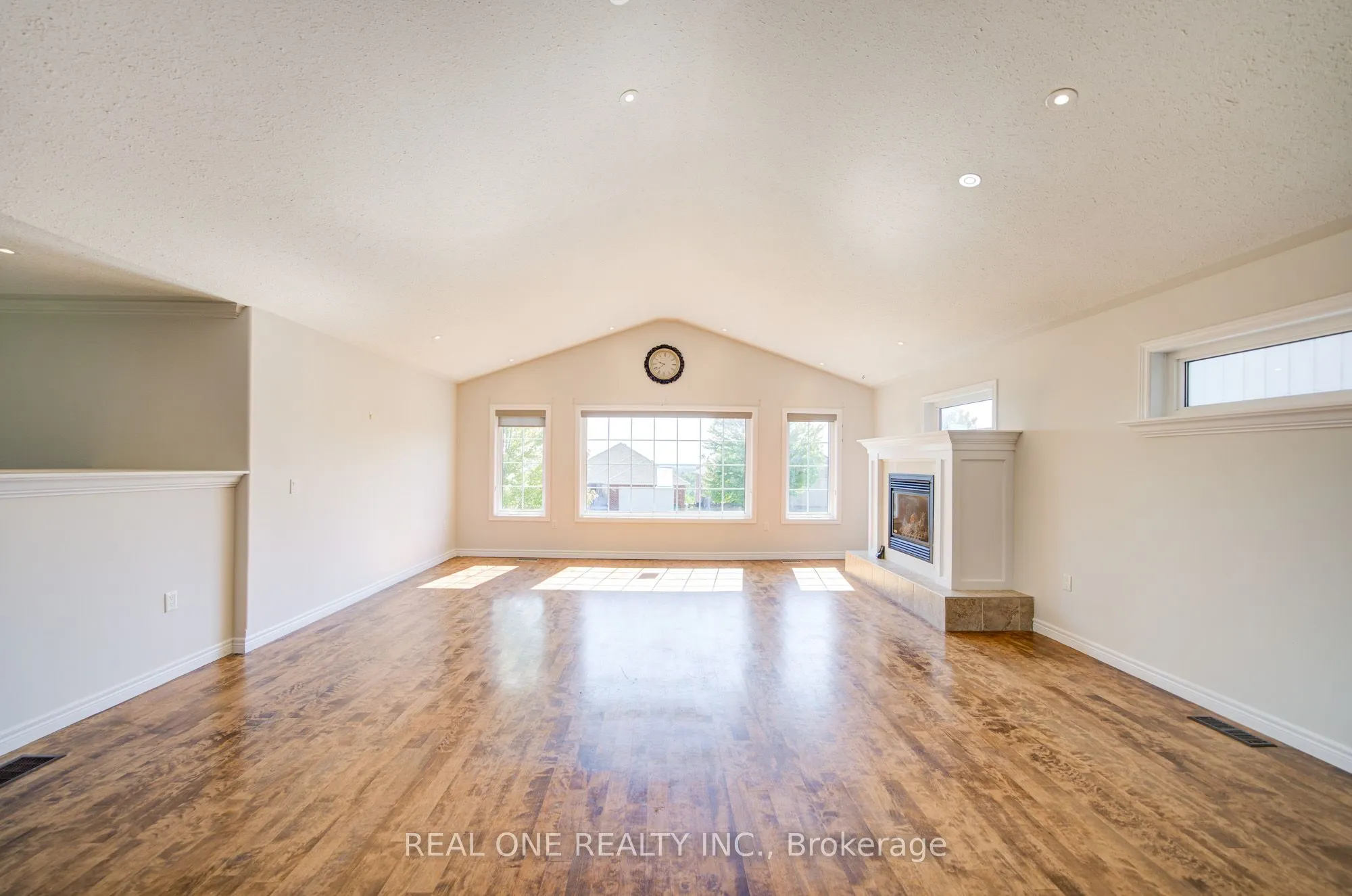 105 Milroy Drive