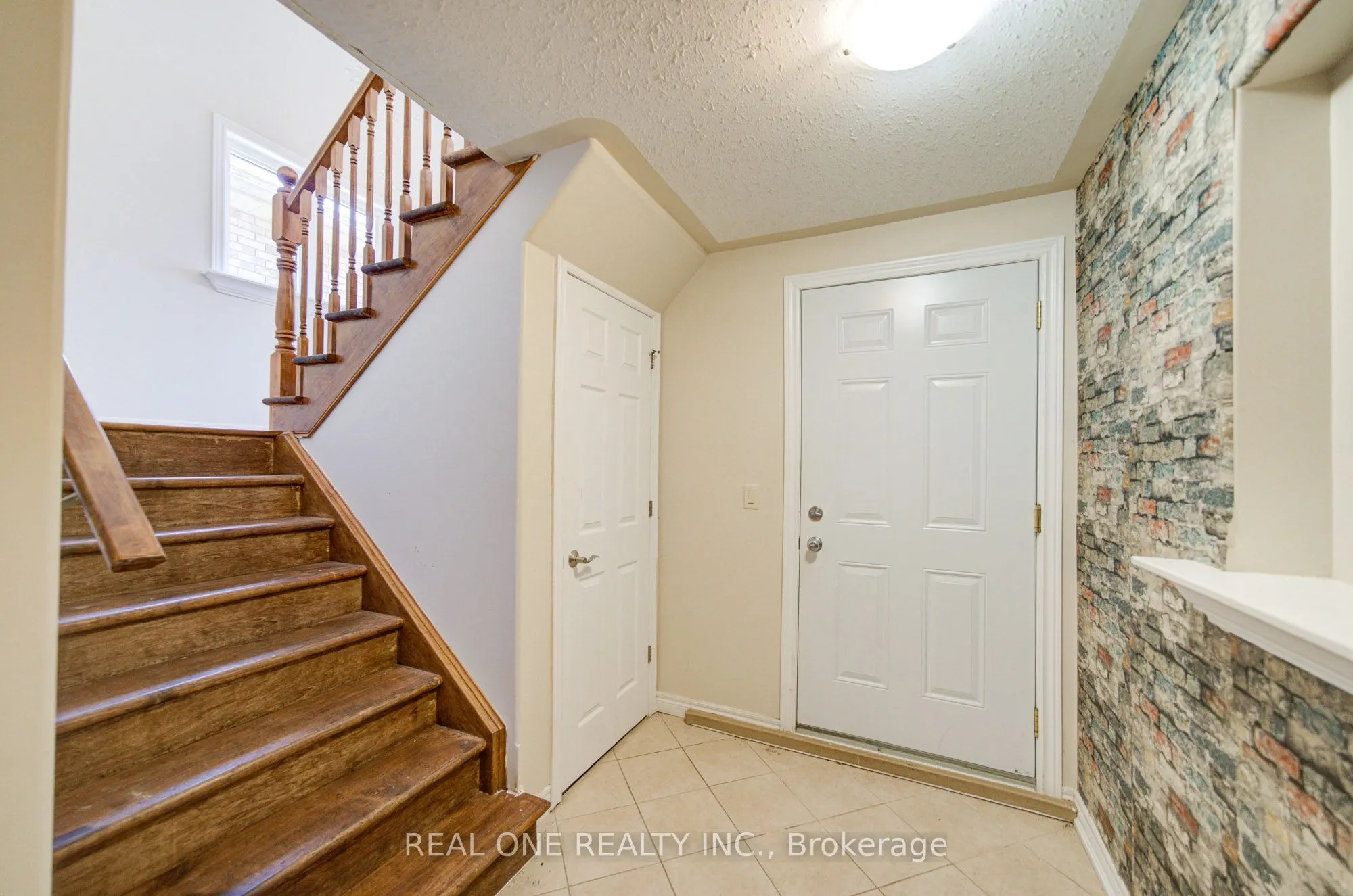 105 Milroy Drive