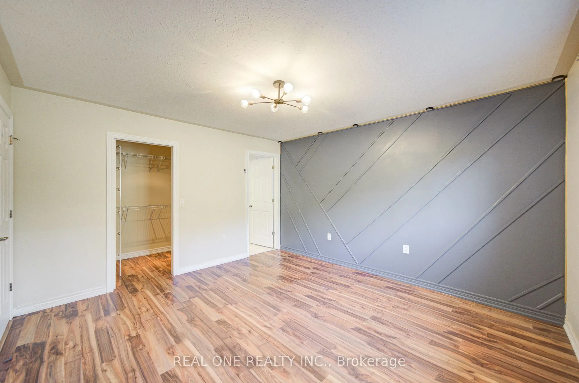 105 Milroy Drive